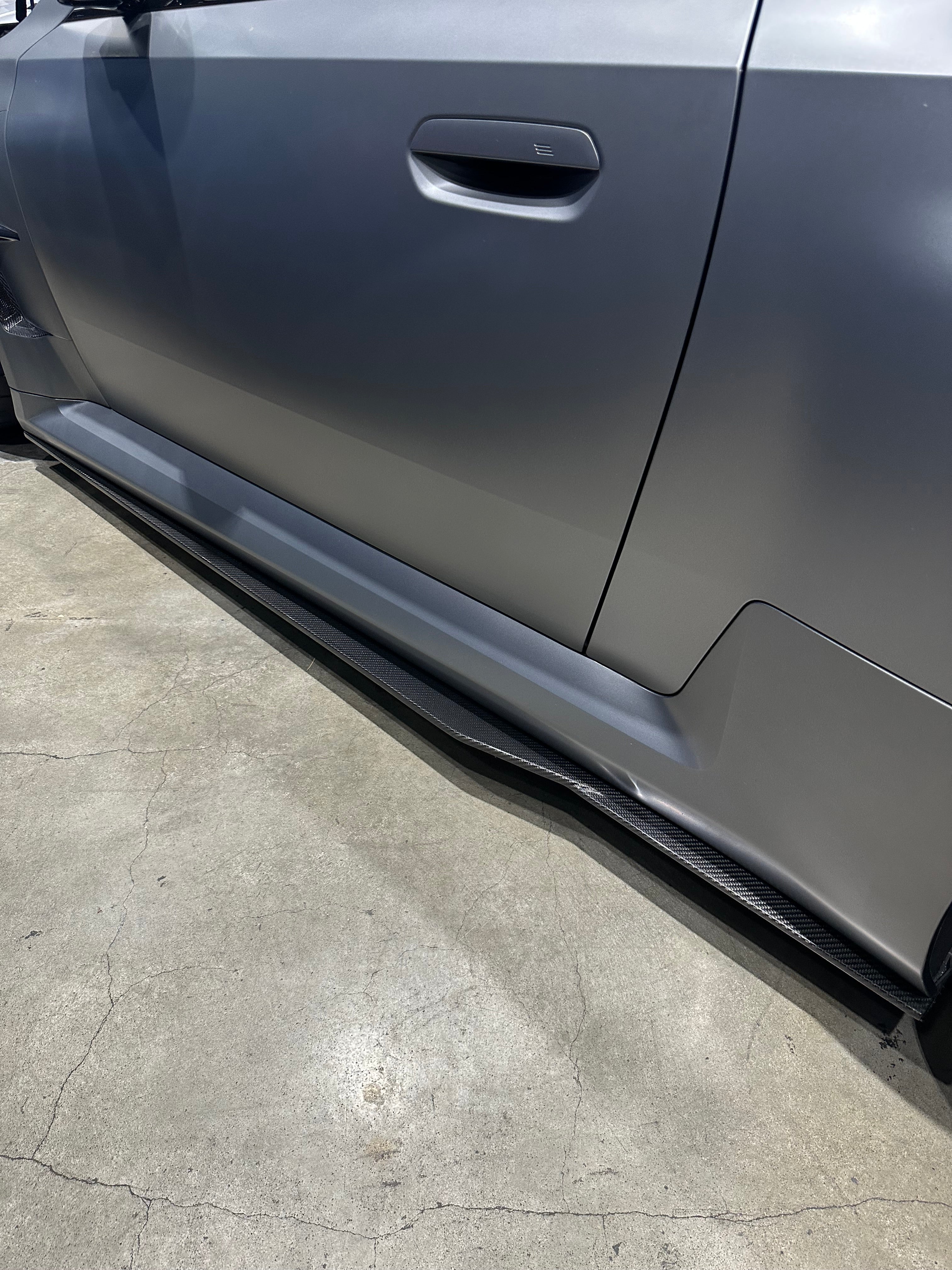 R Style Carbon Fiber Side Skirts - BMW G87 M2