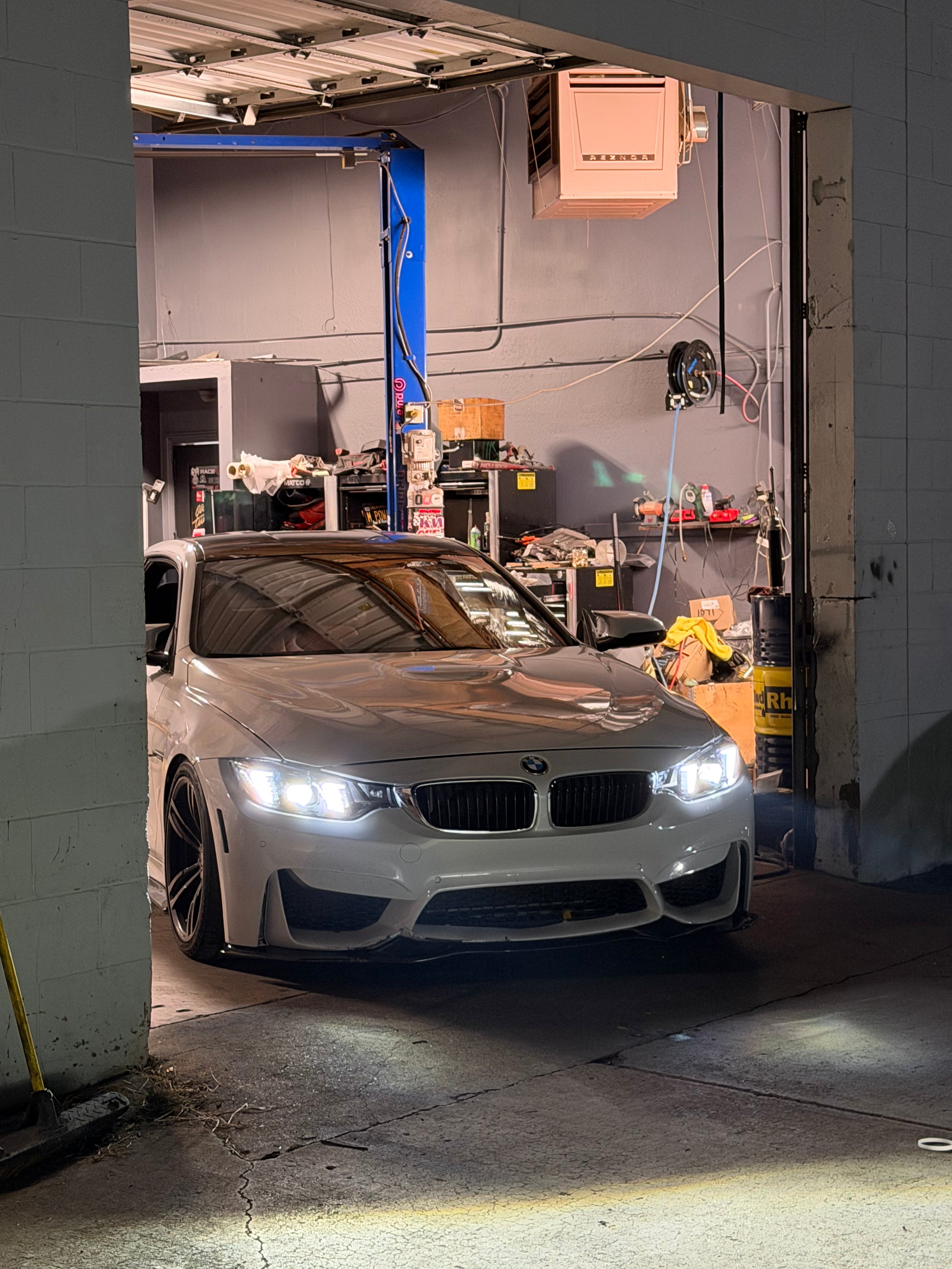 LED Switchable Yellow/White Snake Eye Style Headlights Replacement Set - BMW 4 Series F32 M3 F80 M4 F82 Headlights 2013-2019