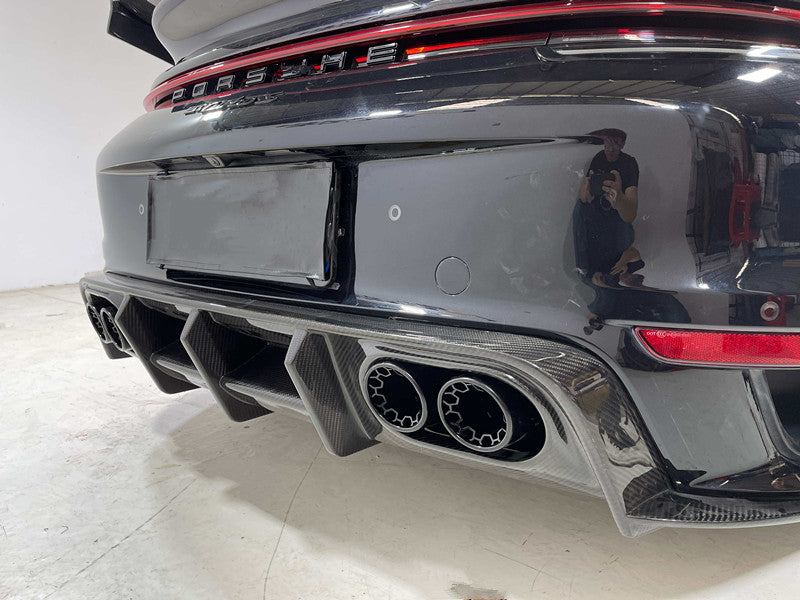 Prepreg Carbon Fiber BS Rear Diffuser - Porsche 911 992