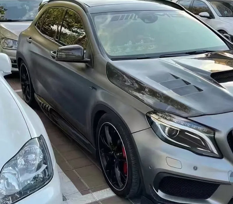 Carbon Fiber Side Skirts - Mercedes-Benz GLA45 X156