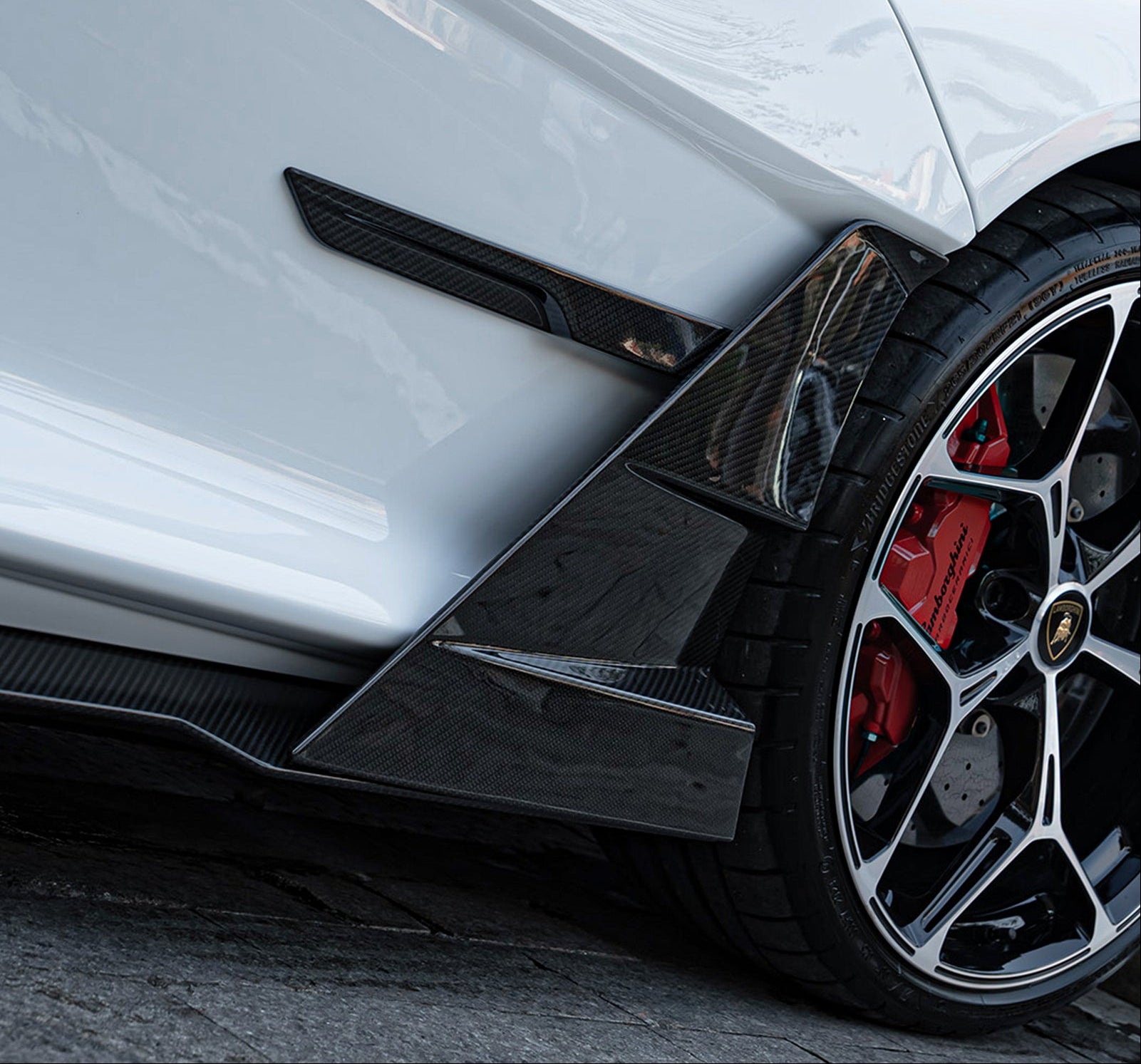 Prepreg Dry Carbon Fiber MSY Style Full Body Kit - Lamborghini Revuelto