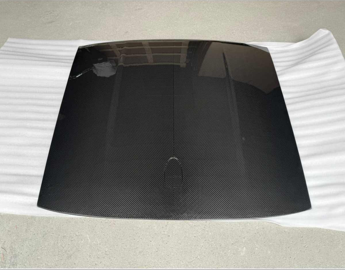 Prepreg Carbon Fiber Carbon Fiber Roof Overlay - Mustang 2024+