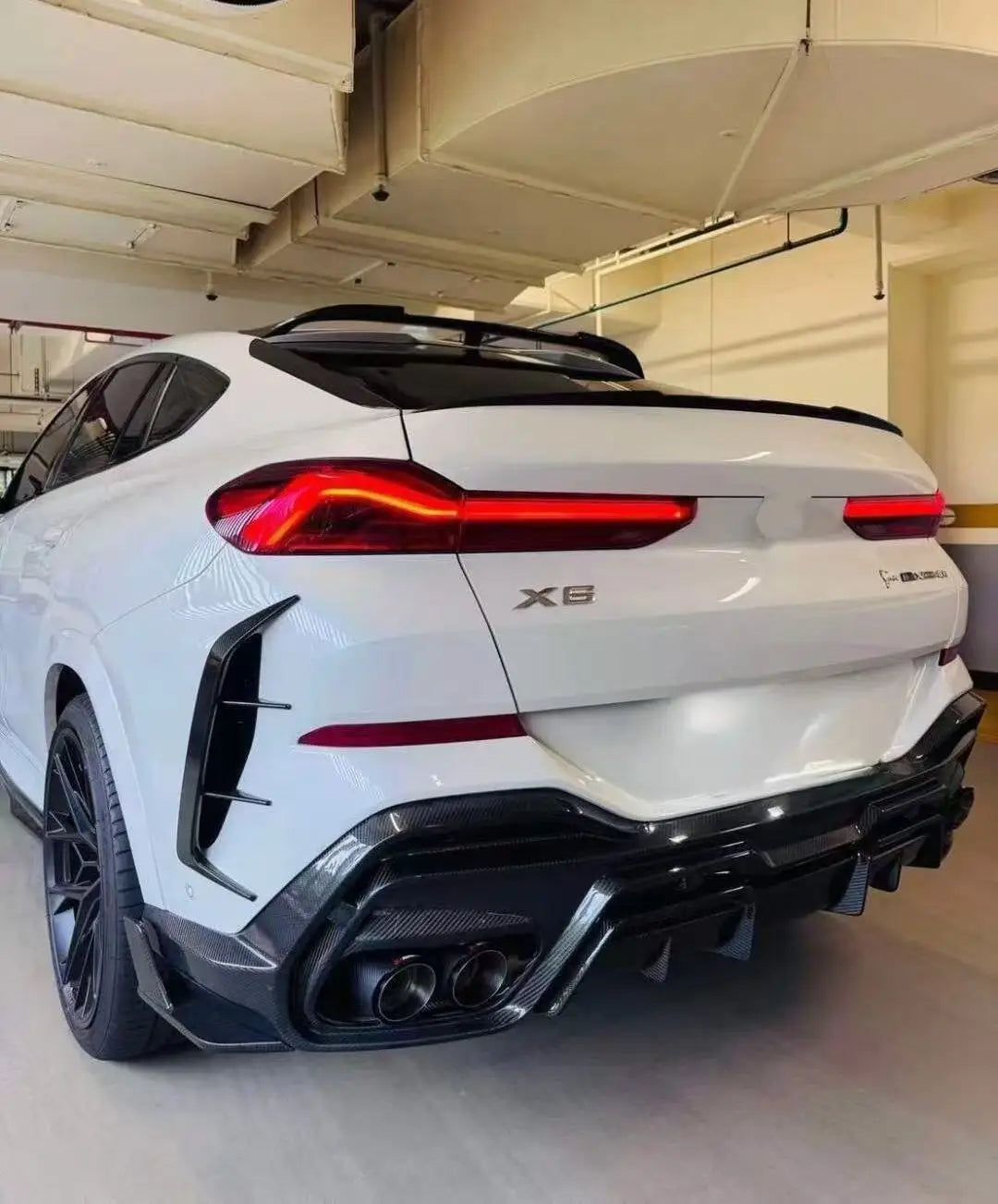 Dry Carbon Fiber PT Style Rear Diffuser - BMW X6 G06 2019 - 2024