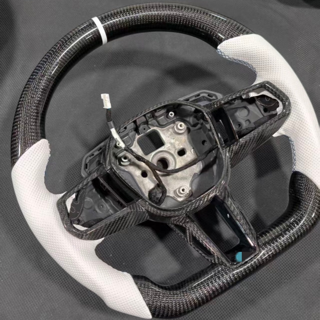 Carbon Fiber Steering Wheel for BMW M5 2024-2026 2 5 7series X1 X2 X3 M5 U06 U10 U11 G45 G60 G61 G70 G90 G99