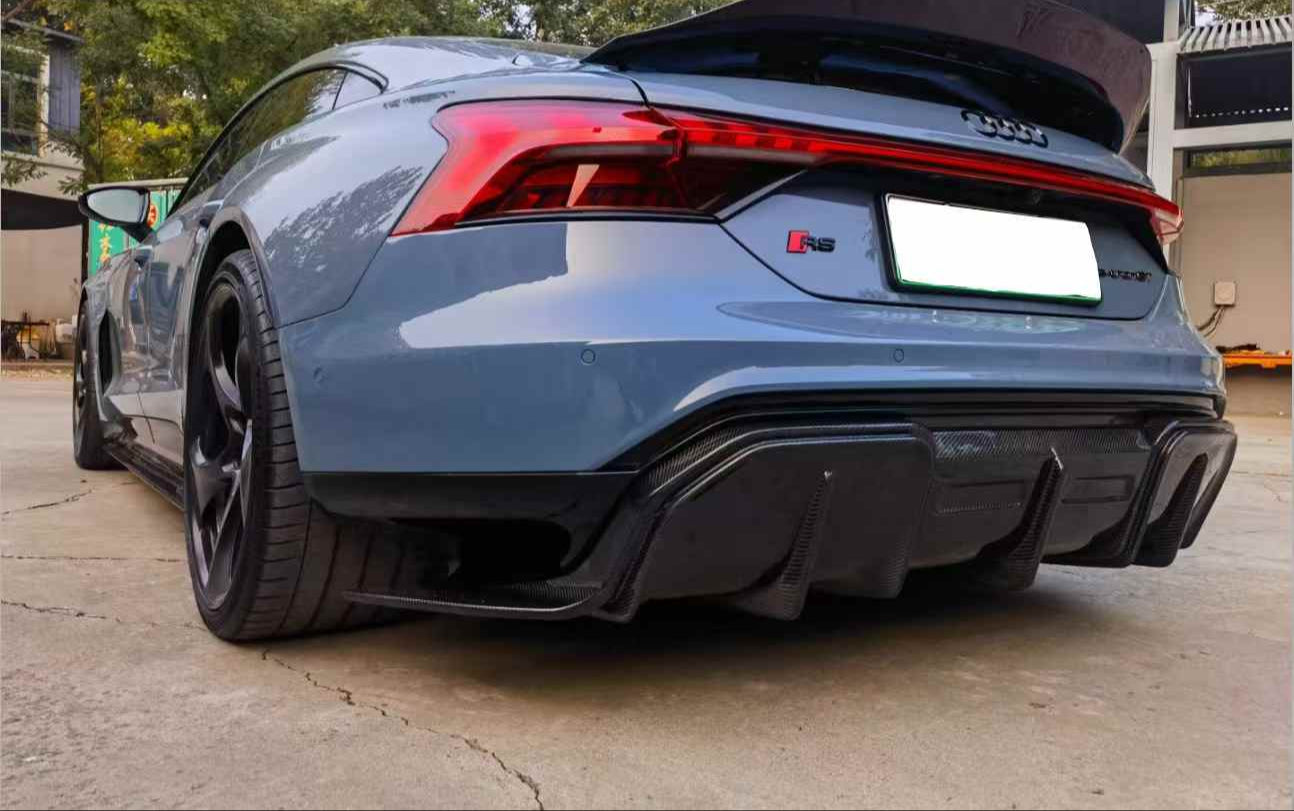 Carbon Fiber Rear Diffuser - Audi E-TRON GT
