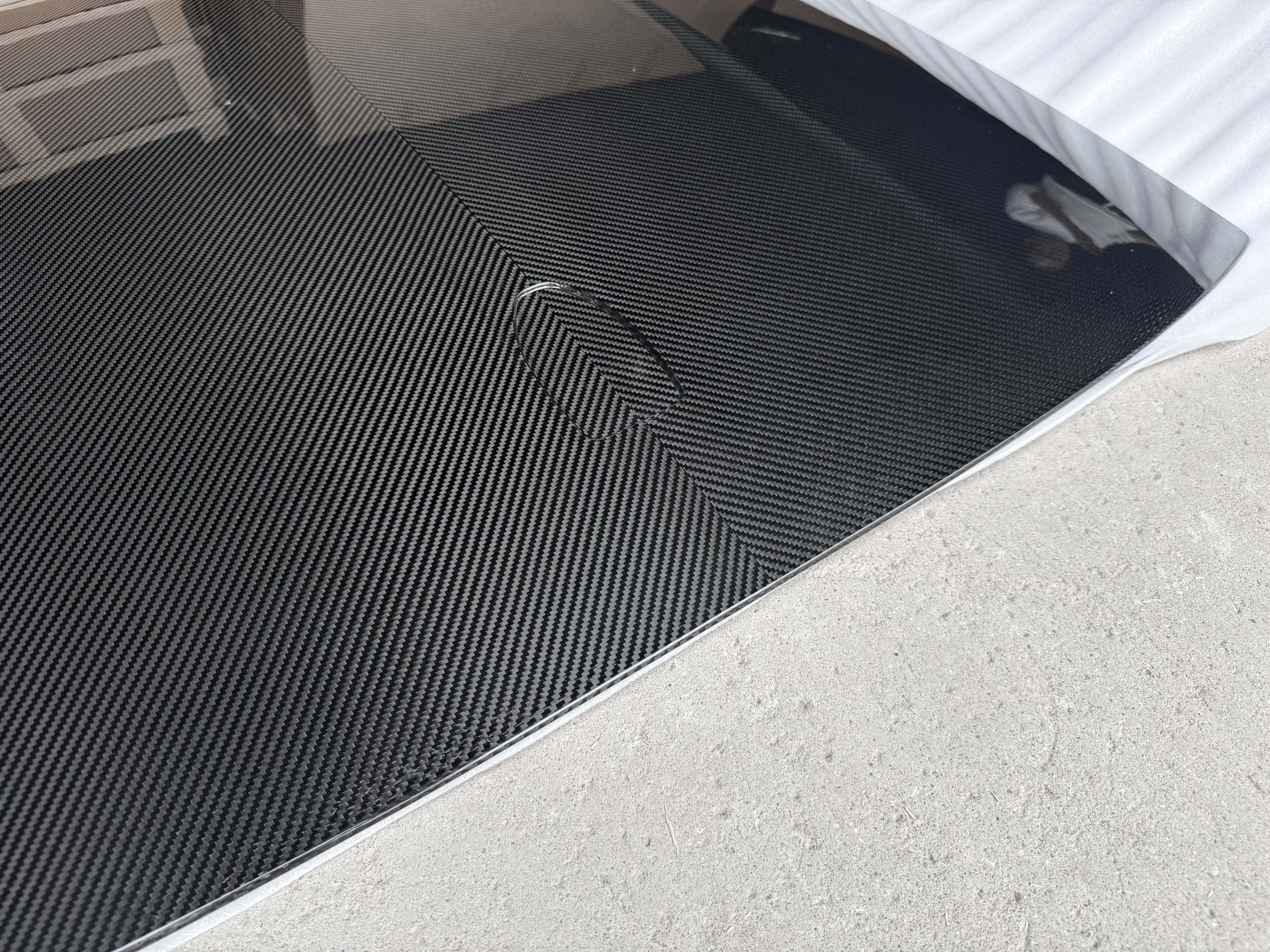 Prepreg Carbon Fiber Roof OverLay - Ford Mustang 2024+
