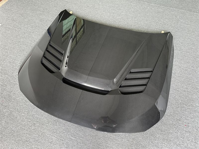 Carbon Fiber V Style Front Engine Hood Bonnet - BMW G87 M2 / G42 2 Series