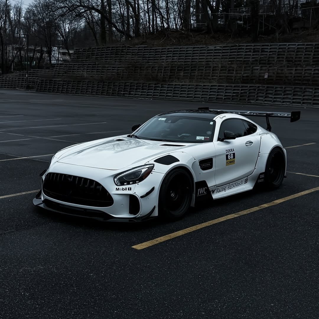 Mercedes AMG GT/GTS/GTC FRP/Carbon Fiber GT3 Wide Body Kit