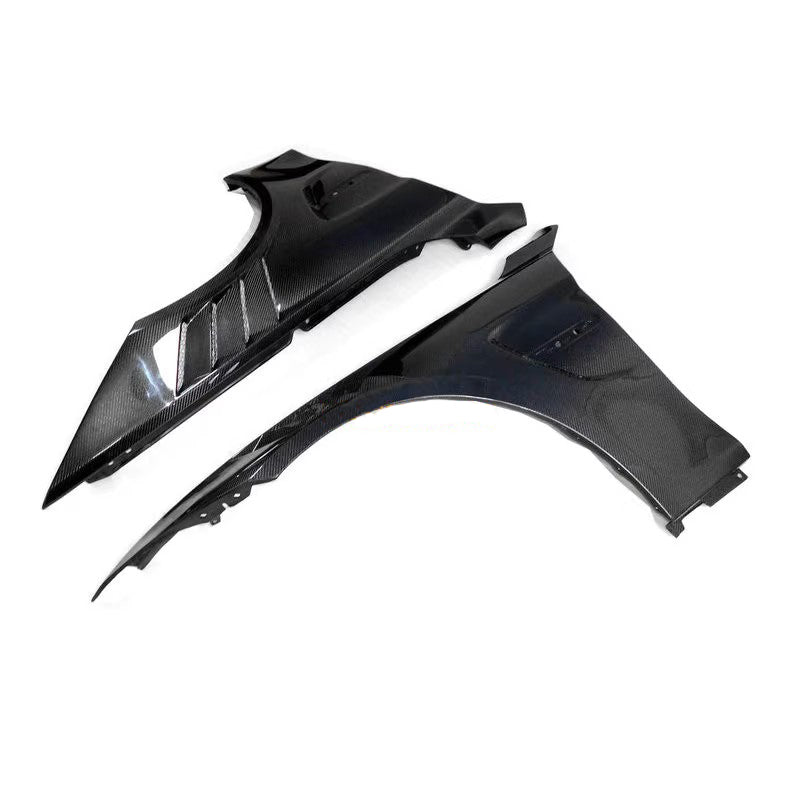 Carbon Fiber Vented Fender V3 - BMW F82 M4