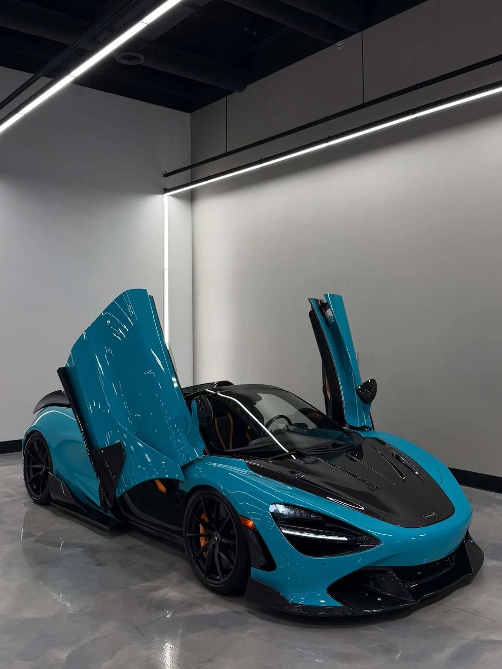 McLaren 720s/750s/765Lt Carbon Fiber R Style Hood Bonnet