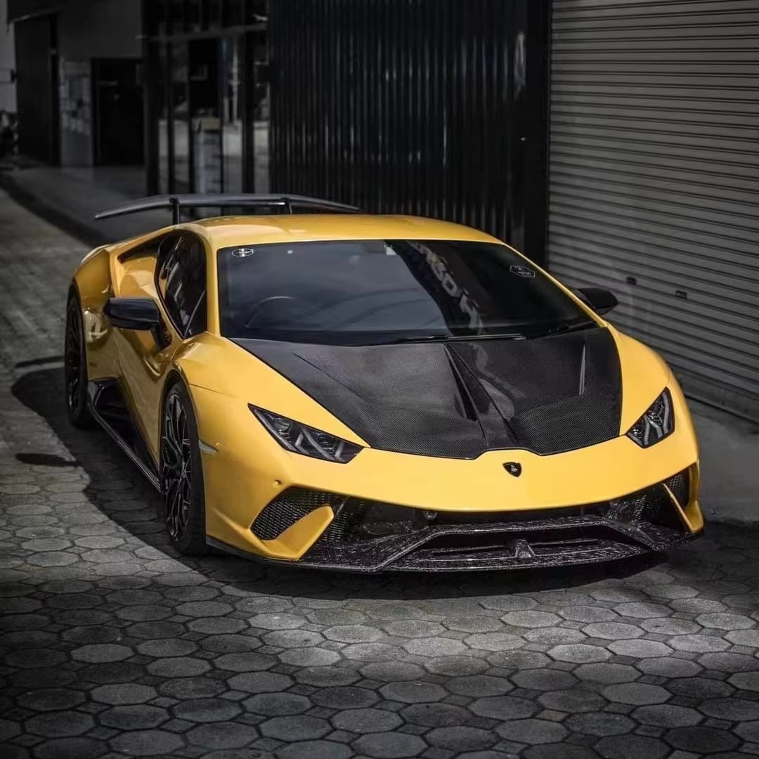Lamborghini Huracan Carbon Fiber Performante Style Full Conversion Kit