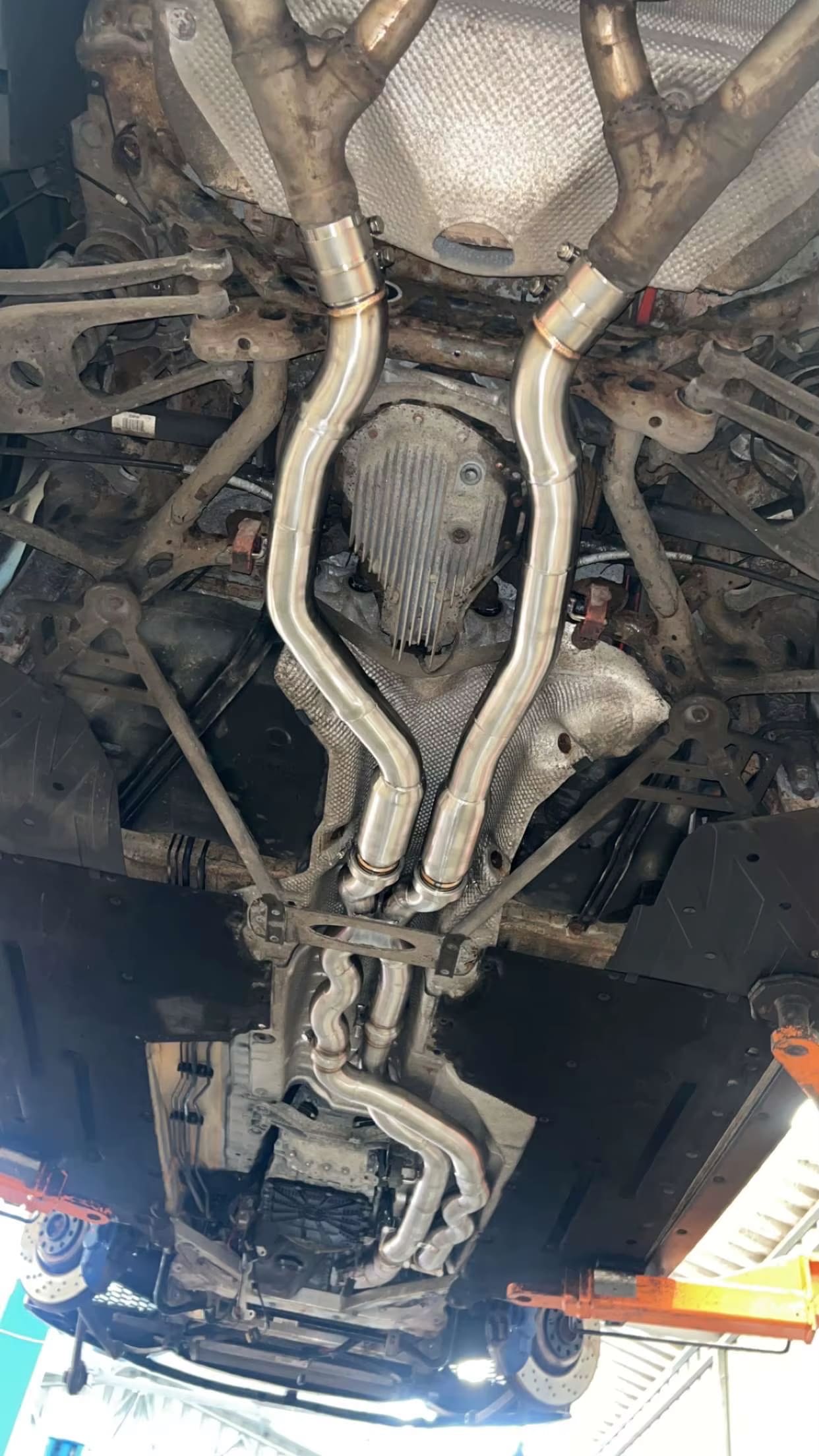 S55 Mid Pipe - BMW M3 M4 F80 F82 F83 S55