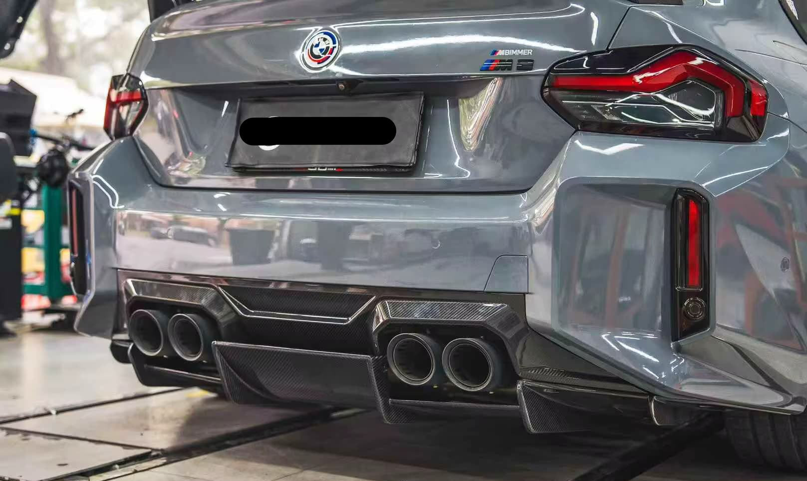 prepreg Carbon Fiber Rear Undertray Diffuser V2 - BMW G87 M2