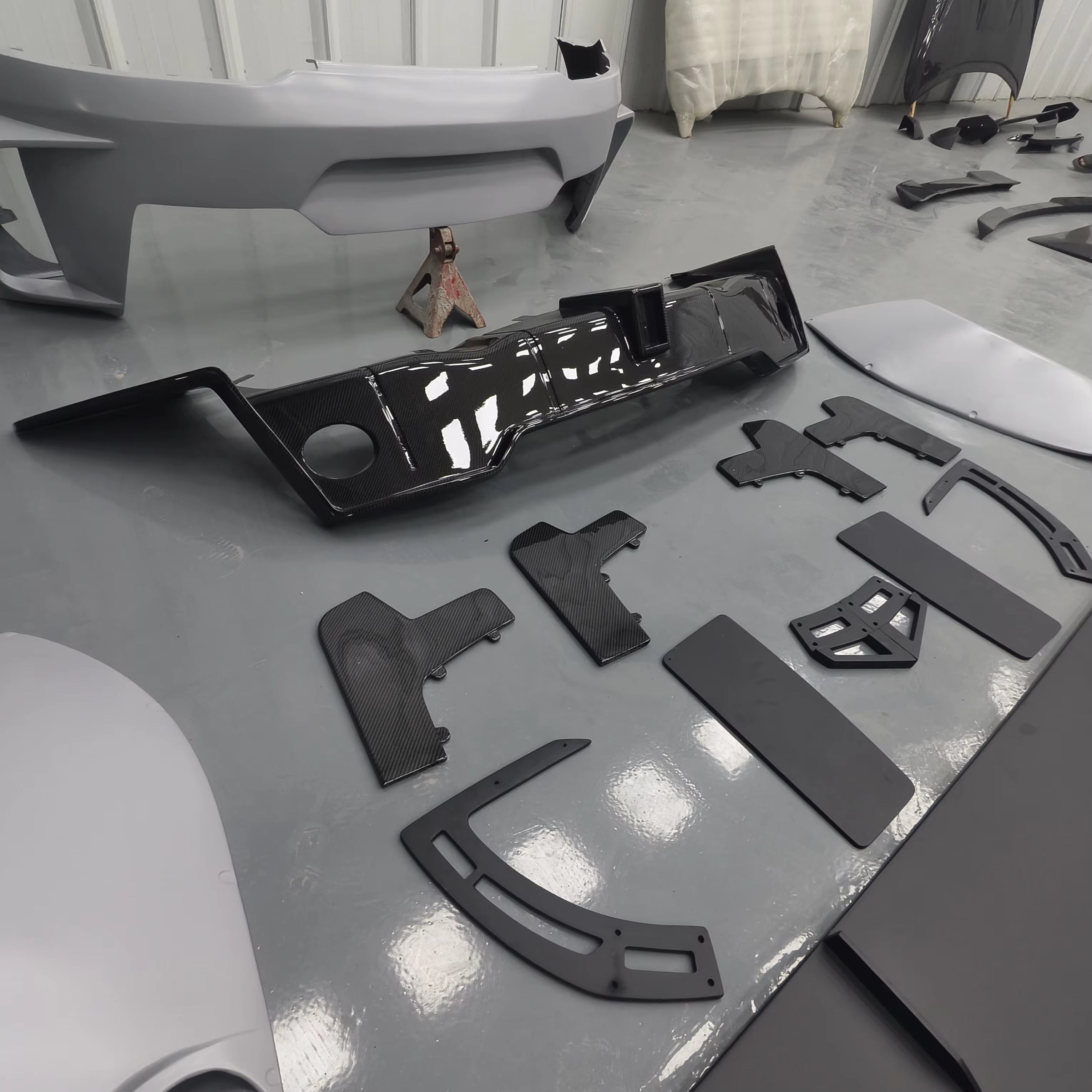 Mercedes AMG GT/GTS/GTC FRP/Carbon Fiber GT3 Wide Body Kit