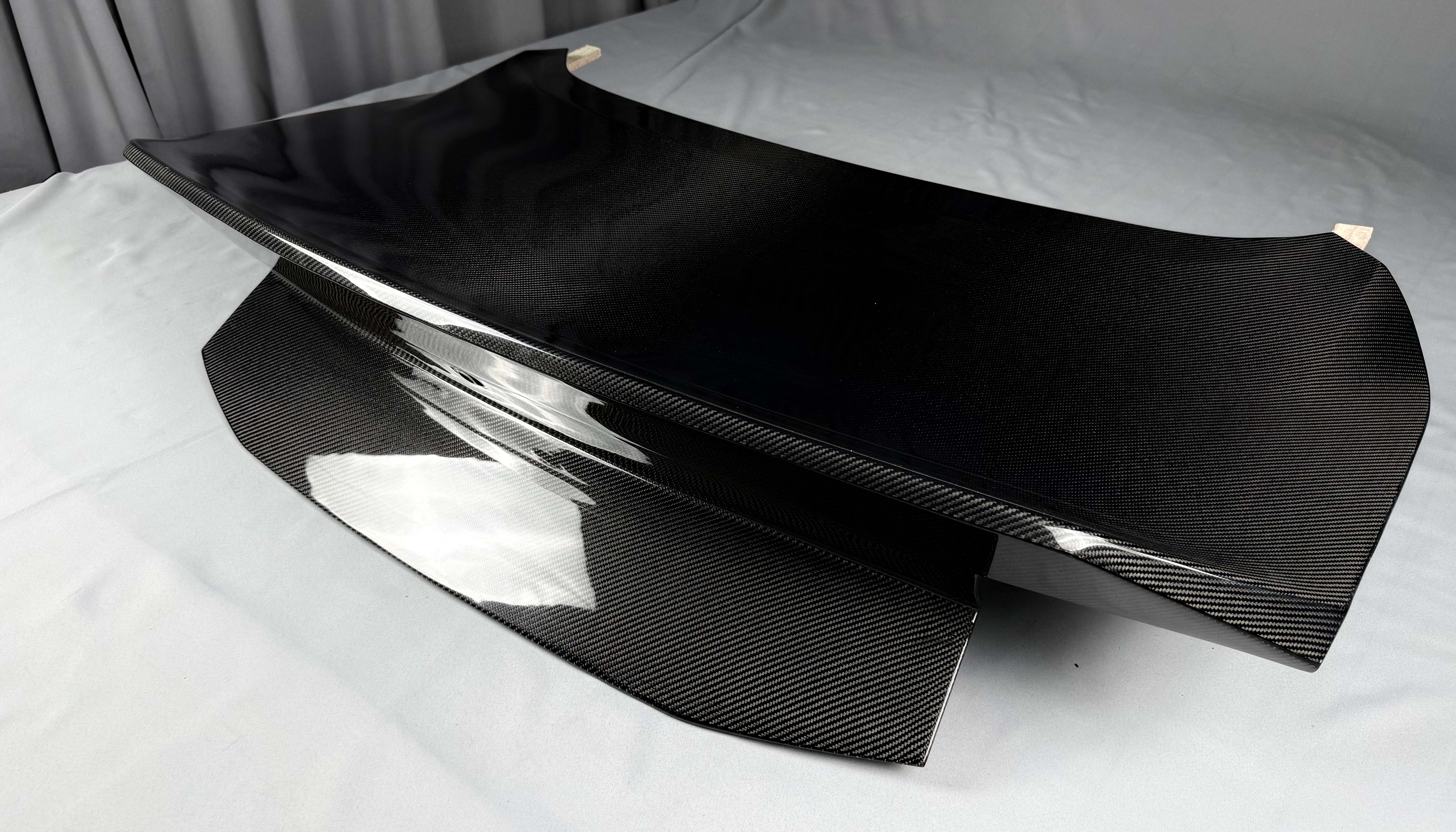 Carbon Fiber Duckbill Rear Trunk Replacement -  Ford Mustang 2024+