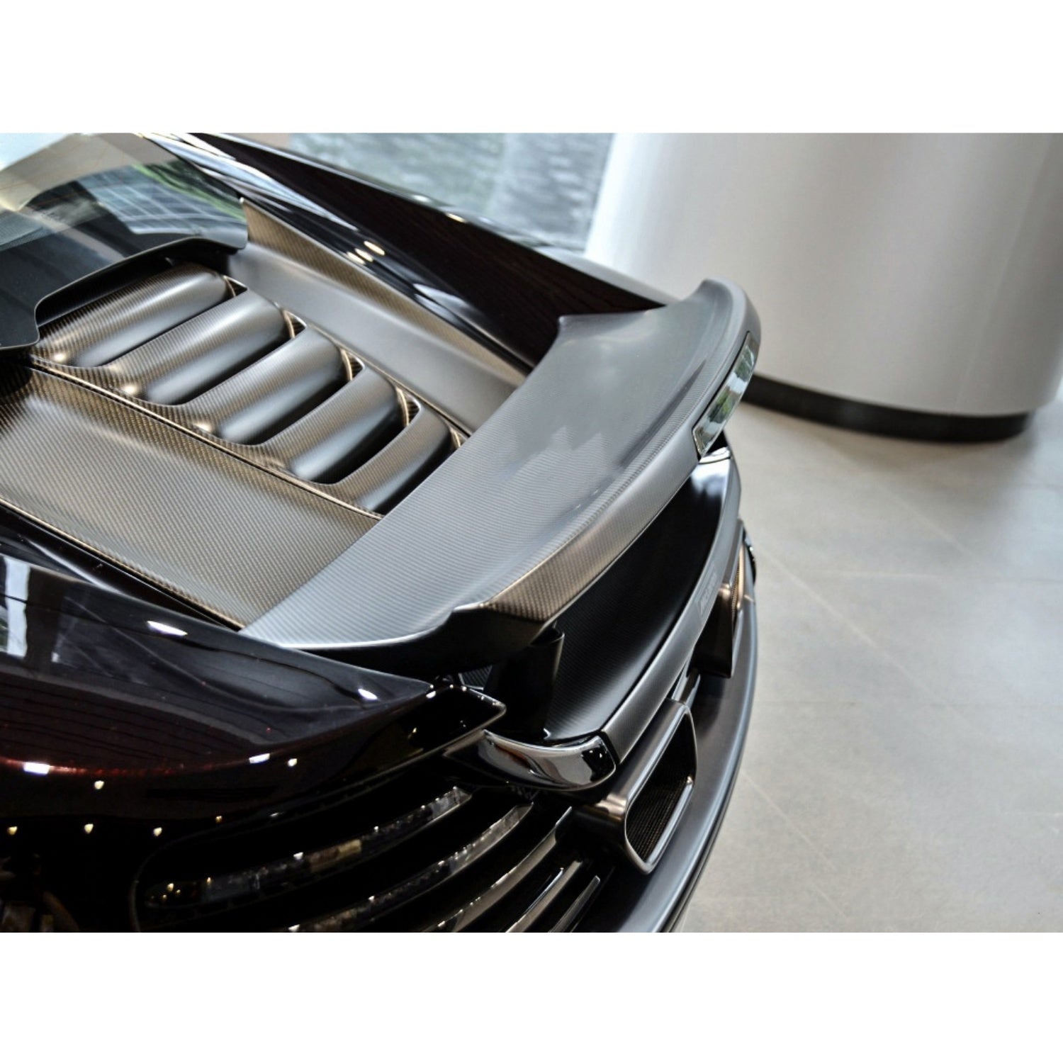 Carbon Fiber Rear Engine Cover - McLaren MP4-12C 625C 650S 675LT