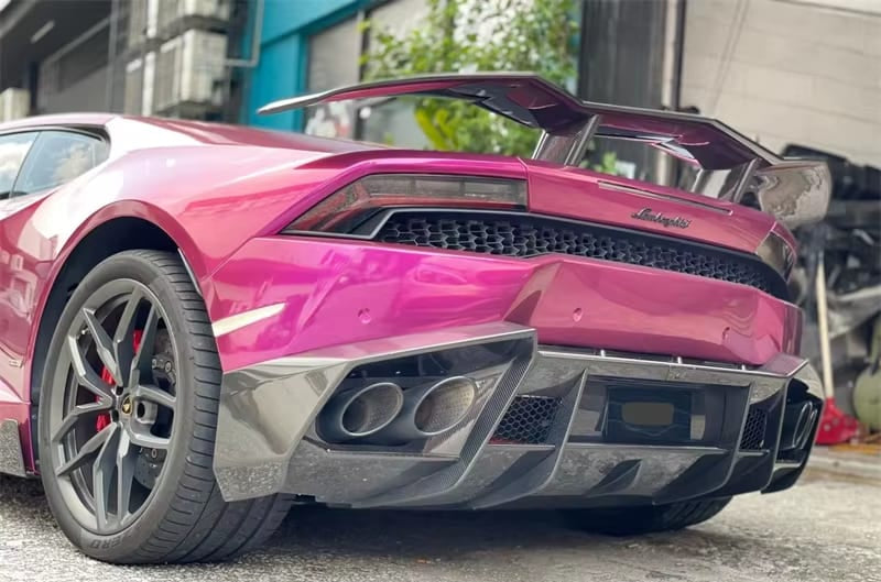 Carbon Fiber Rear Diffuser - Lamborghini Huracan