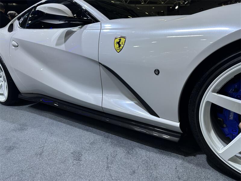 Carbon Fiber N Style Side Skirts - Ferrari 812 Superfast