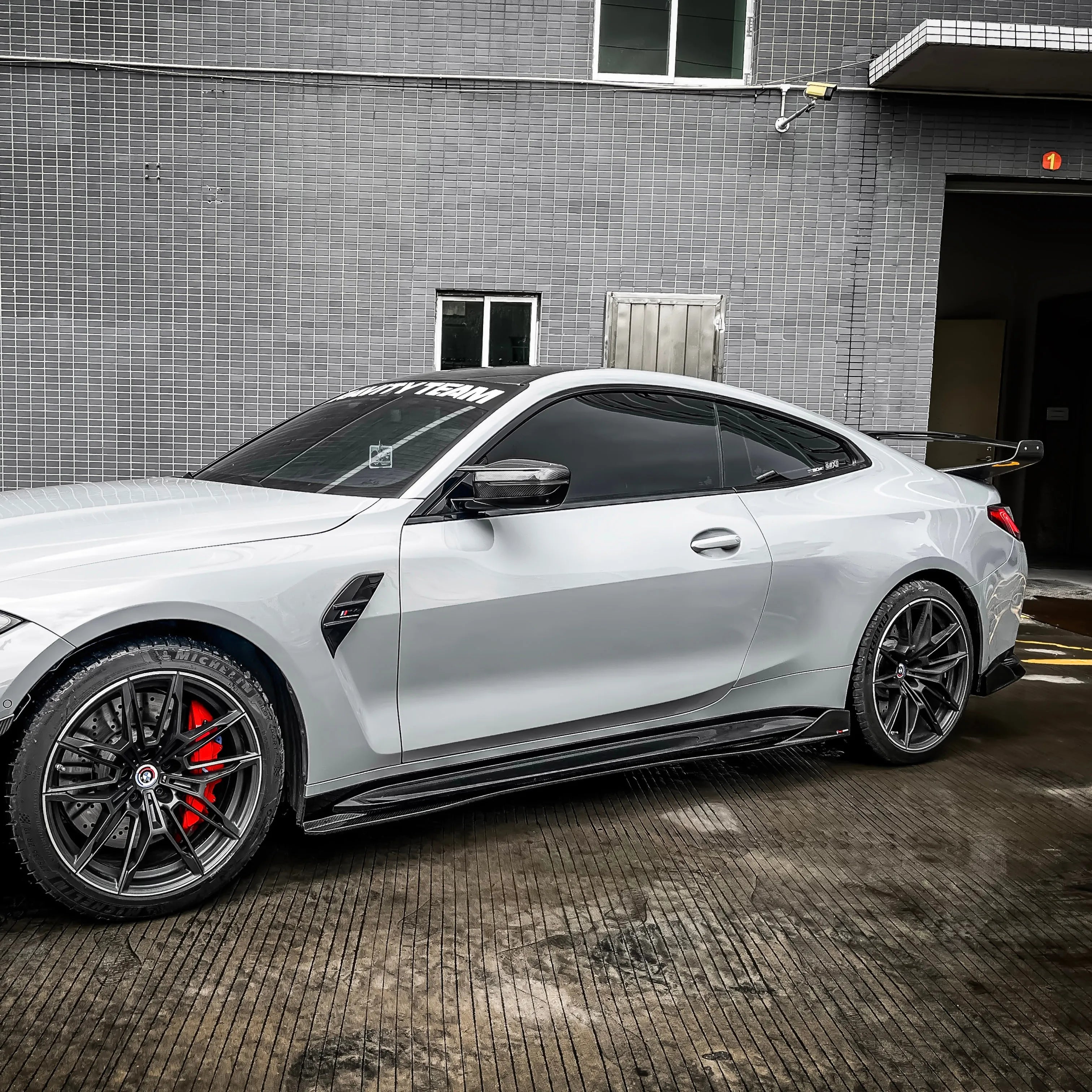 Prepreg Carbon Fiber TK Finned Side Skirts - BMW M3 G80 M4 G82