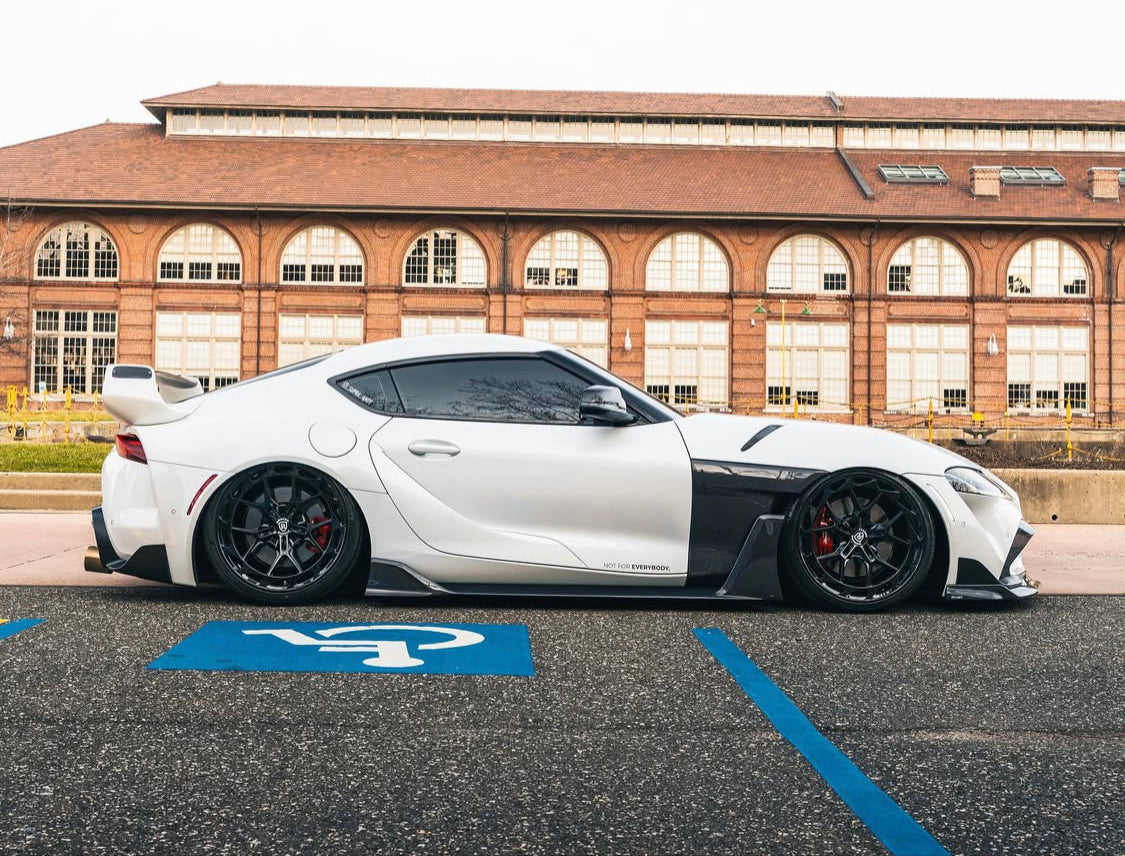 Prepreg Carbon Fiber AD V2 Side Skirts – For Toyota Supra A90/A91 Mk5 (2020+)