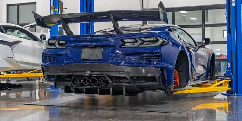 Carbon Fiber Rear Diffuser - Chevrolet Corvette C8 Z06 ZR1