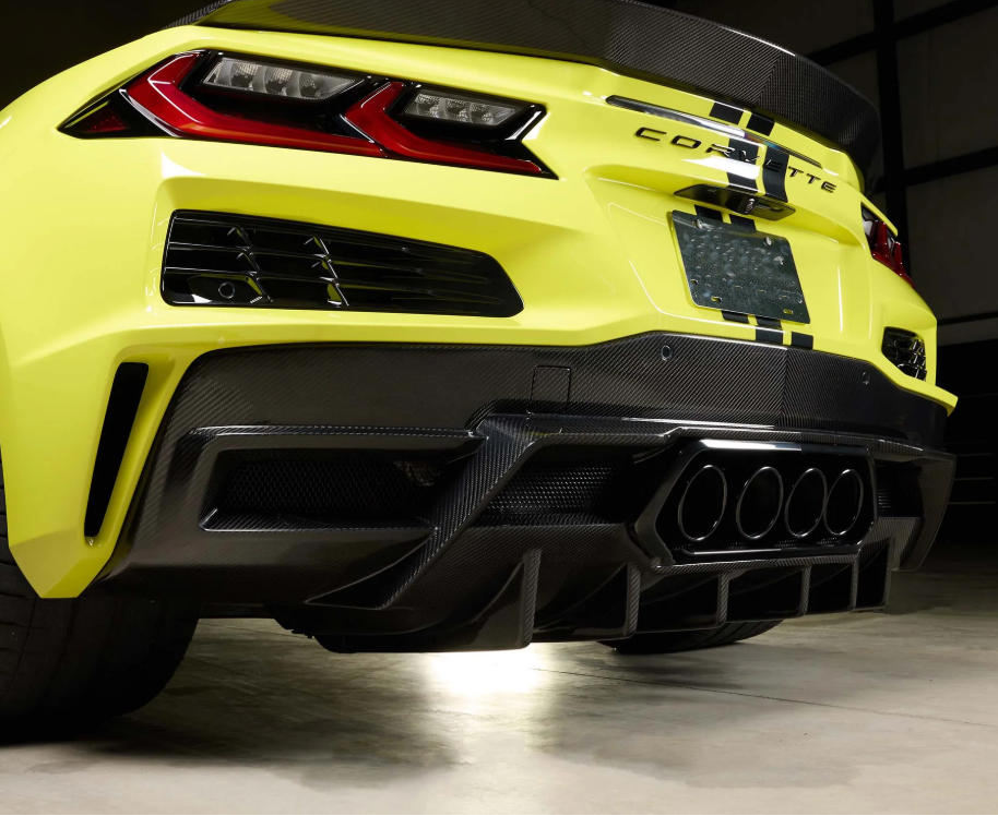 Carbon Fiber Rear Diffuser - Chevrolet Corvette C8 Z06 ZR1