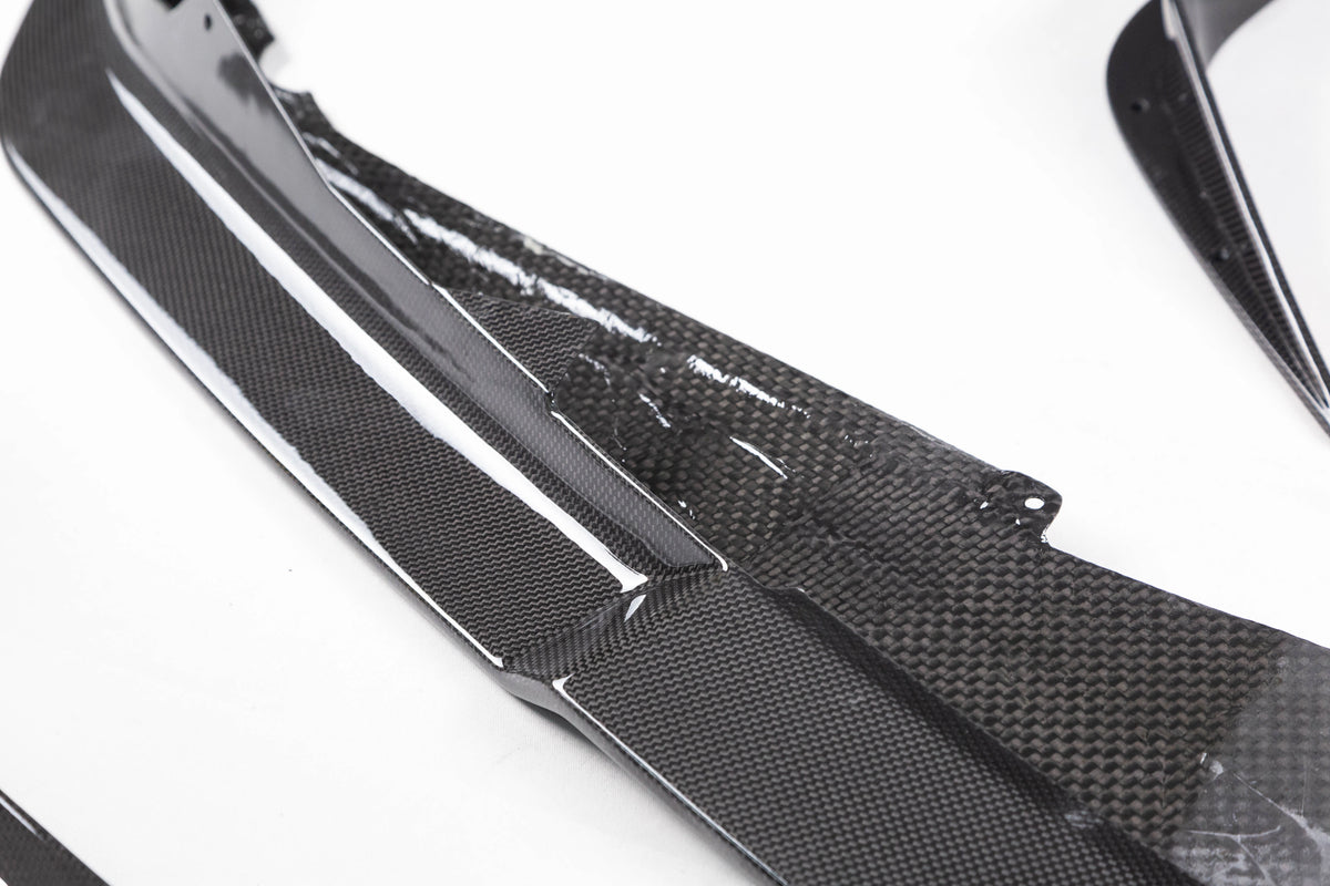 Ferrari SF90 Dry Carbon Fiber RY Style Body aero Kit