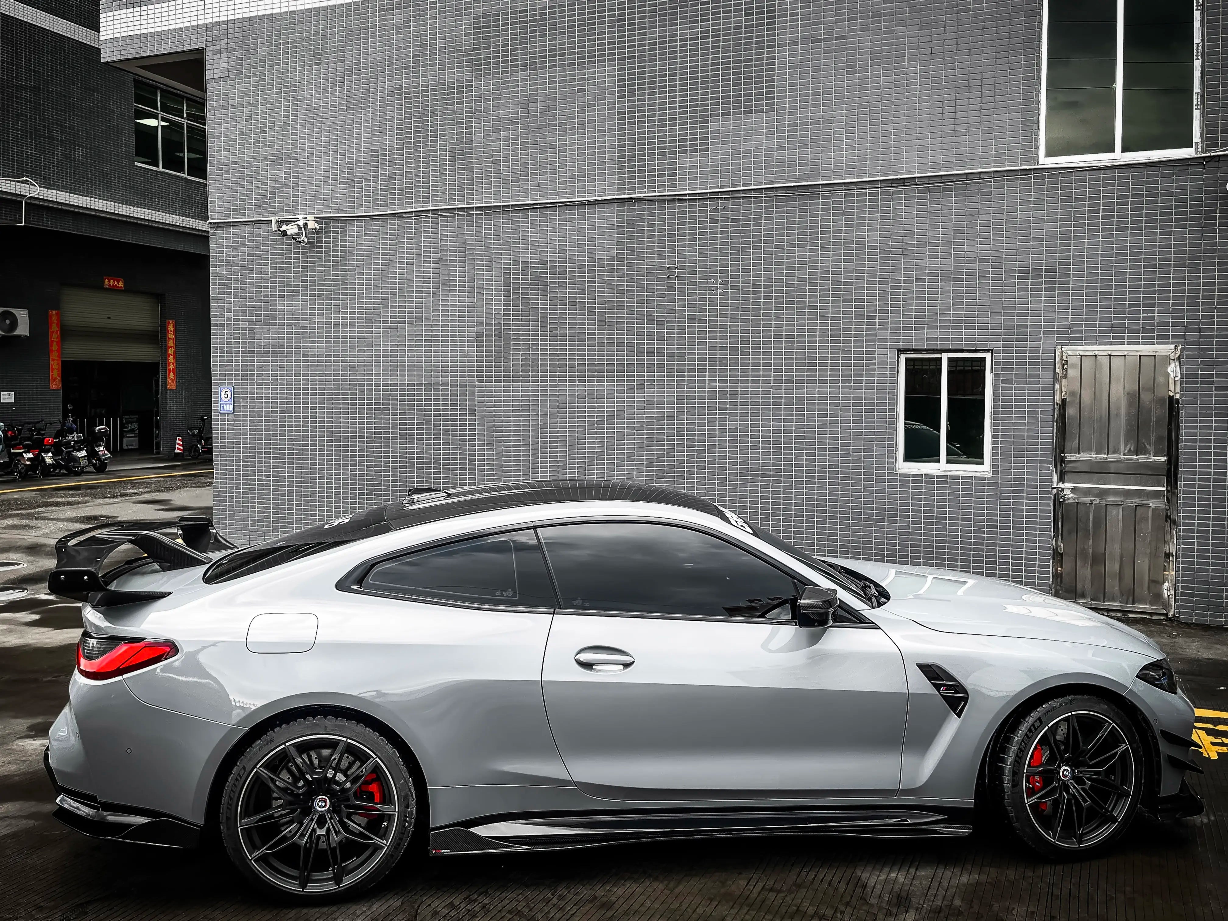 Prepreg Carbon Fiber TK Finned Side Skirts - BMW M3 G80 M4 G82