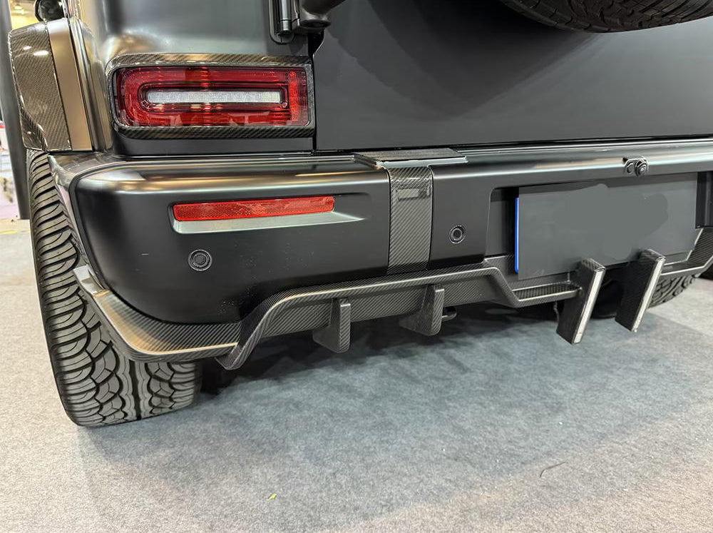 Dry Carbon Rear Diffuser with LED - Mercedes G-Class W465 – G63 (2025+)