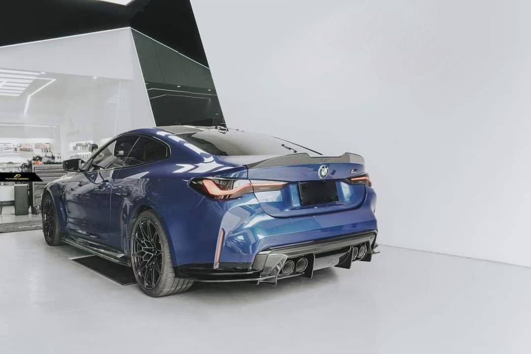 Prepreg Carbon Fiber FD Style Rear Diffuser - BMW  G80 M3 G82 M4