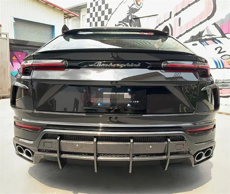 Carbon Fiber Rear Diffuser - Lamborghini URUS – The Carbon Industries
