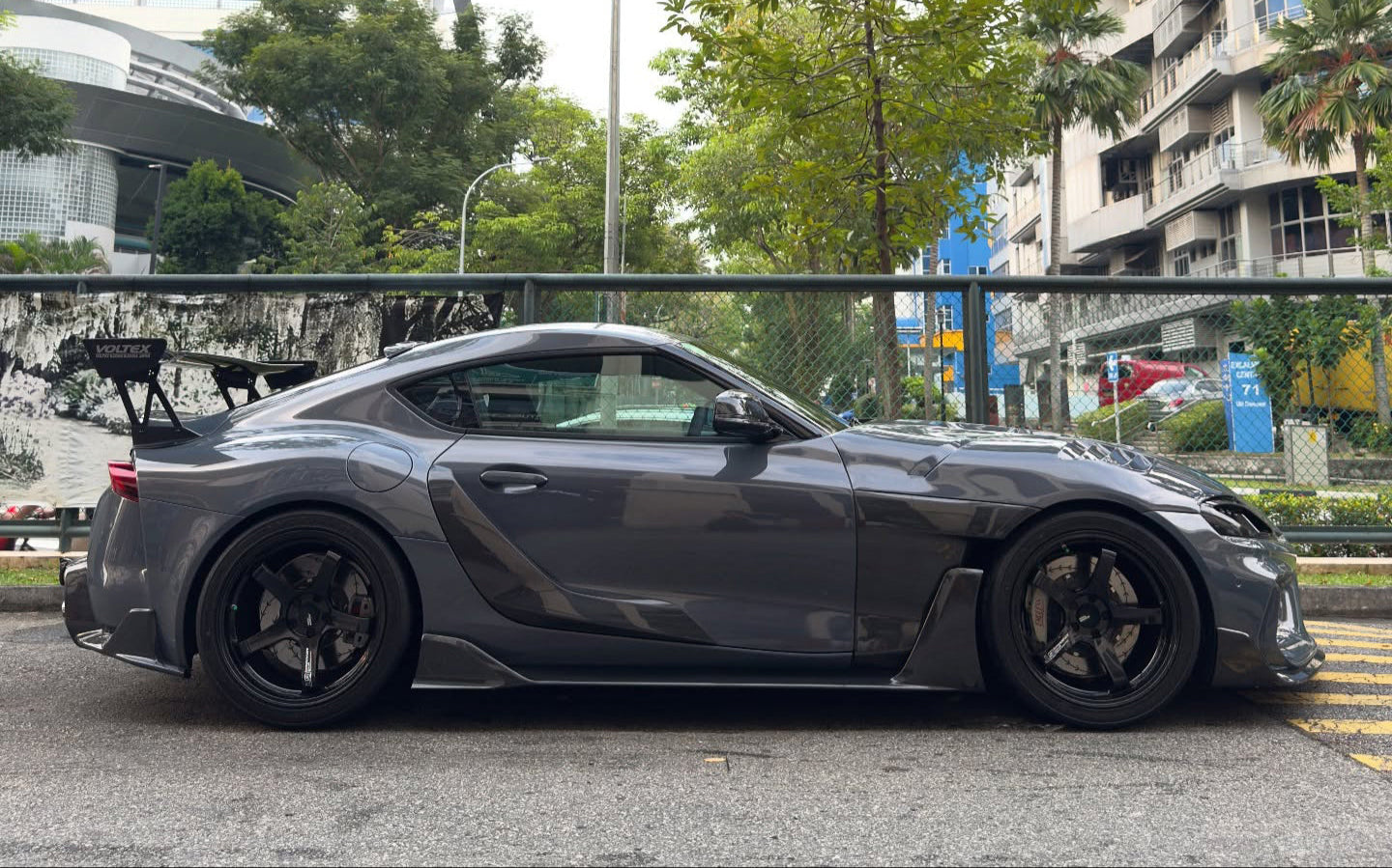 Prepreg Carbon Fiber AD V2 Side Skirts – For Toyota Supra A90/A91 Mk5 (2020+)