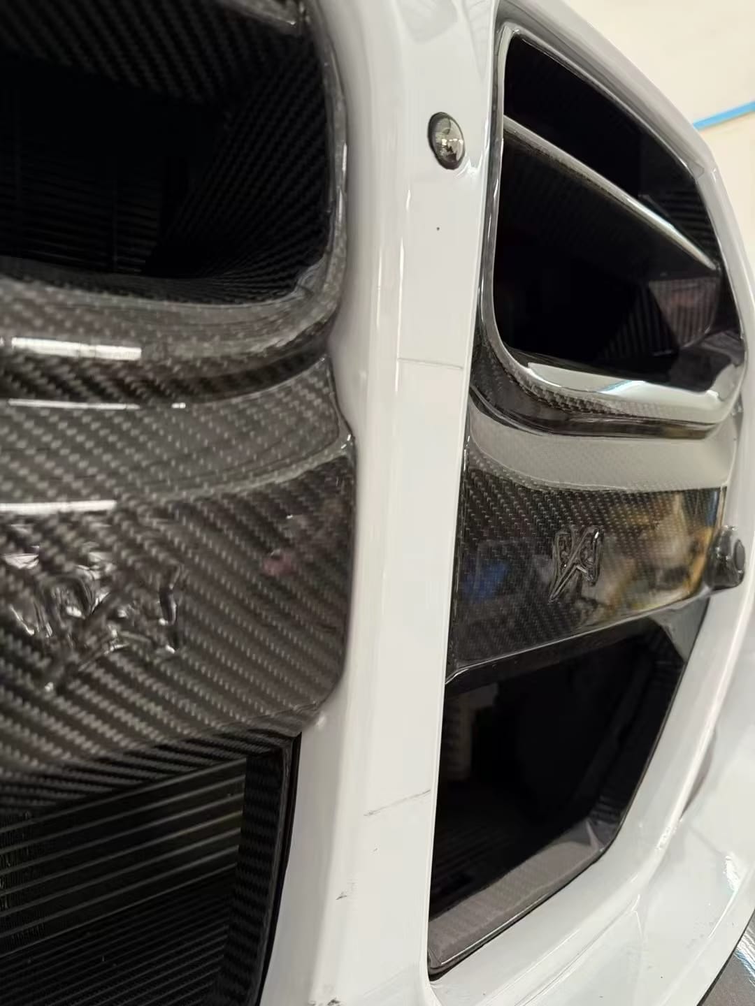 AP pre-preg Carbon Fiber Front Grille - BMW G80 & G81 / G82 & G83 M4