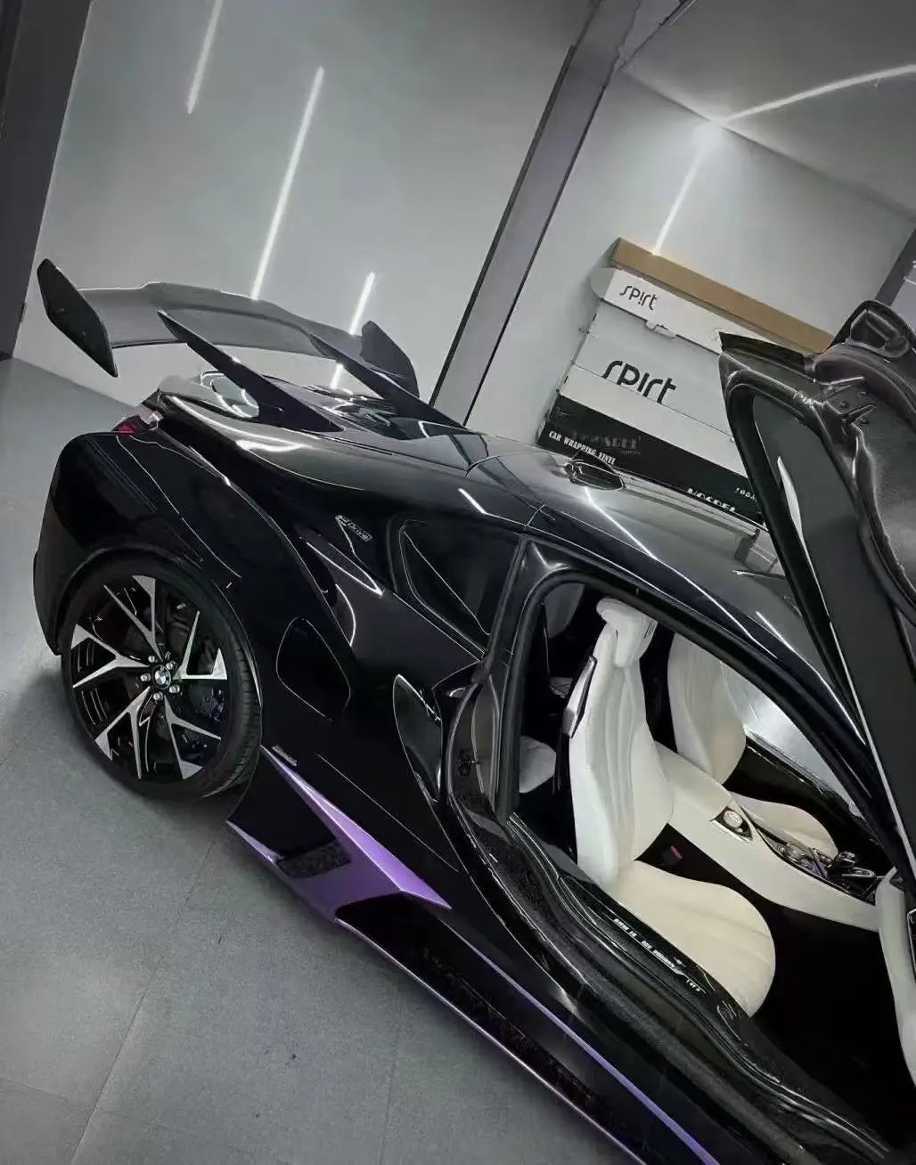 Carbon Fiber Big Upgrade Wing - BMW I8