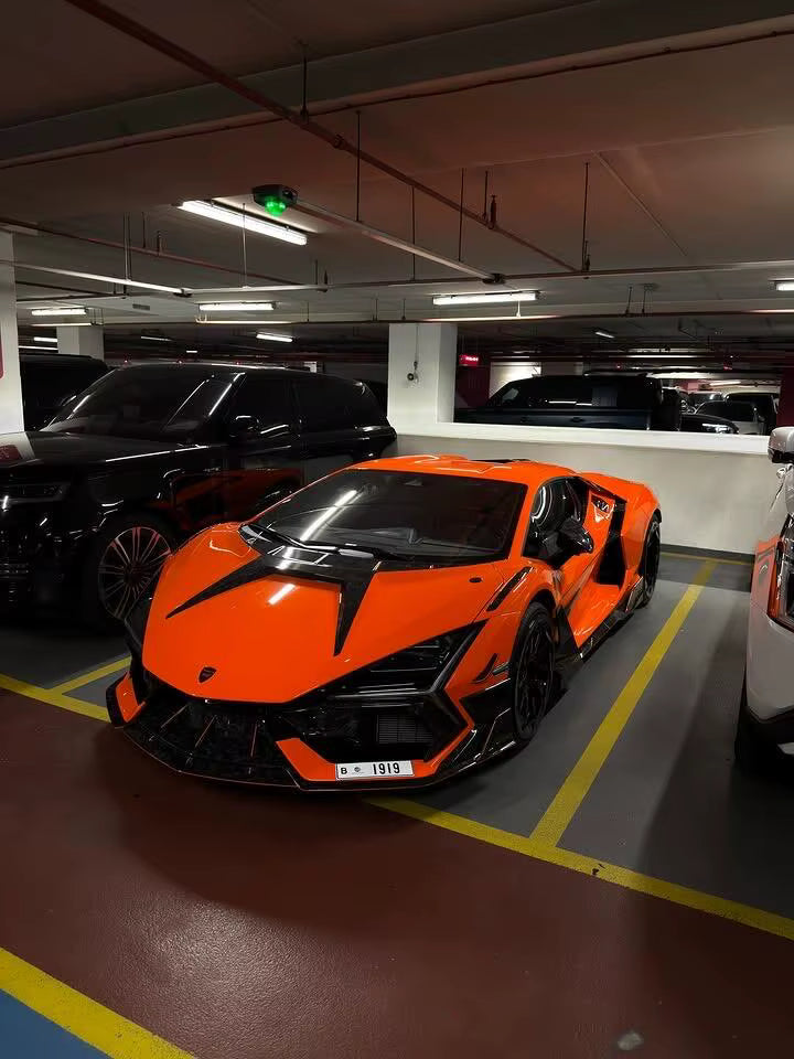 Dry Carbon Fiber MSY Style Front Hood -  Lamborghini Revuelto