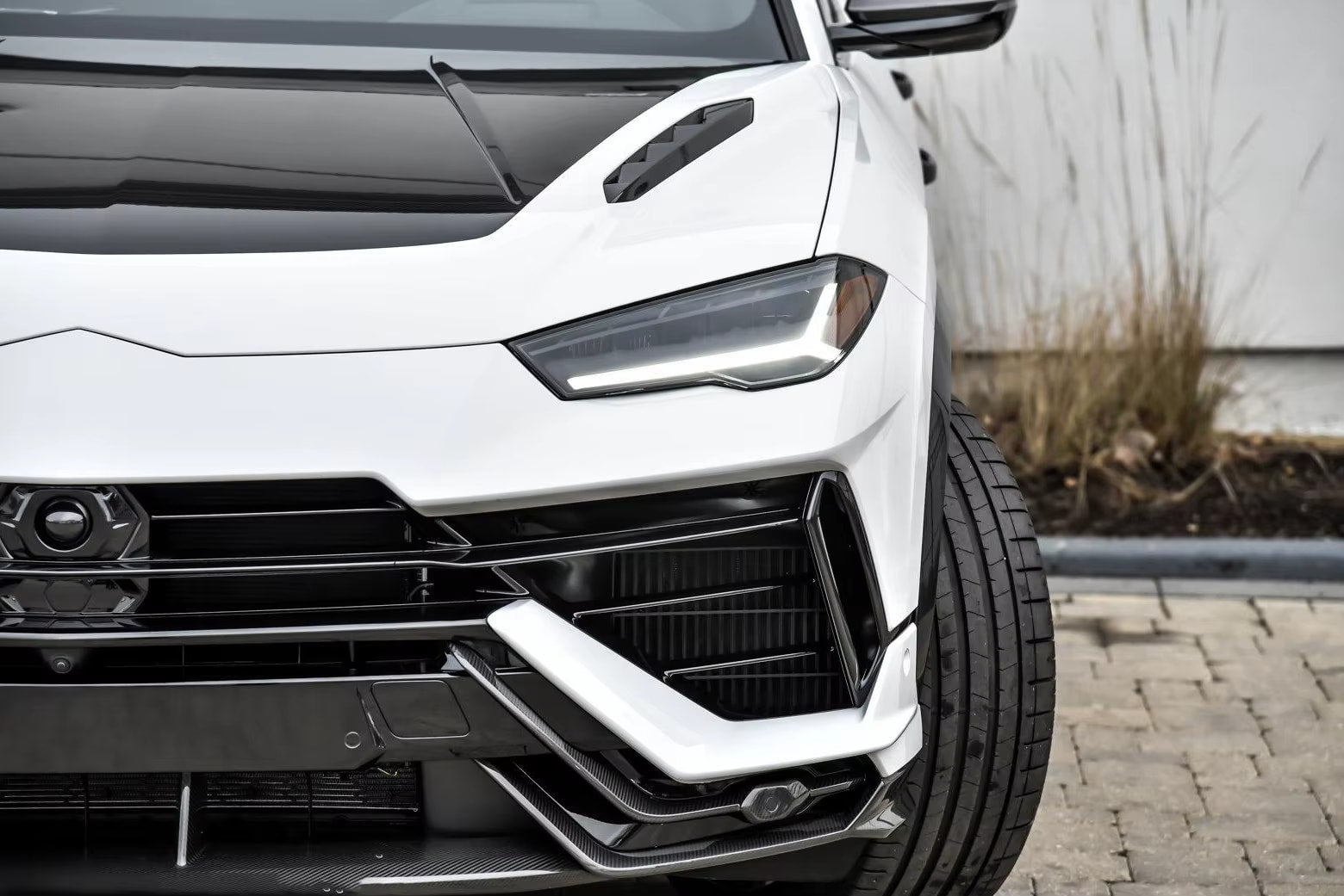Carbon Fiber AX Style Front Bumper Trim -  Lamborghini Urus