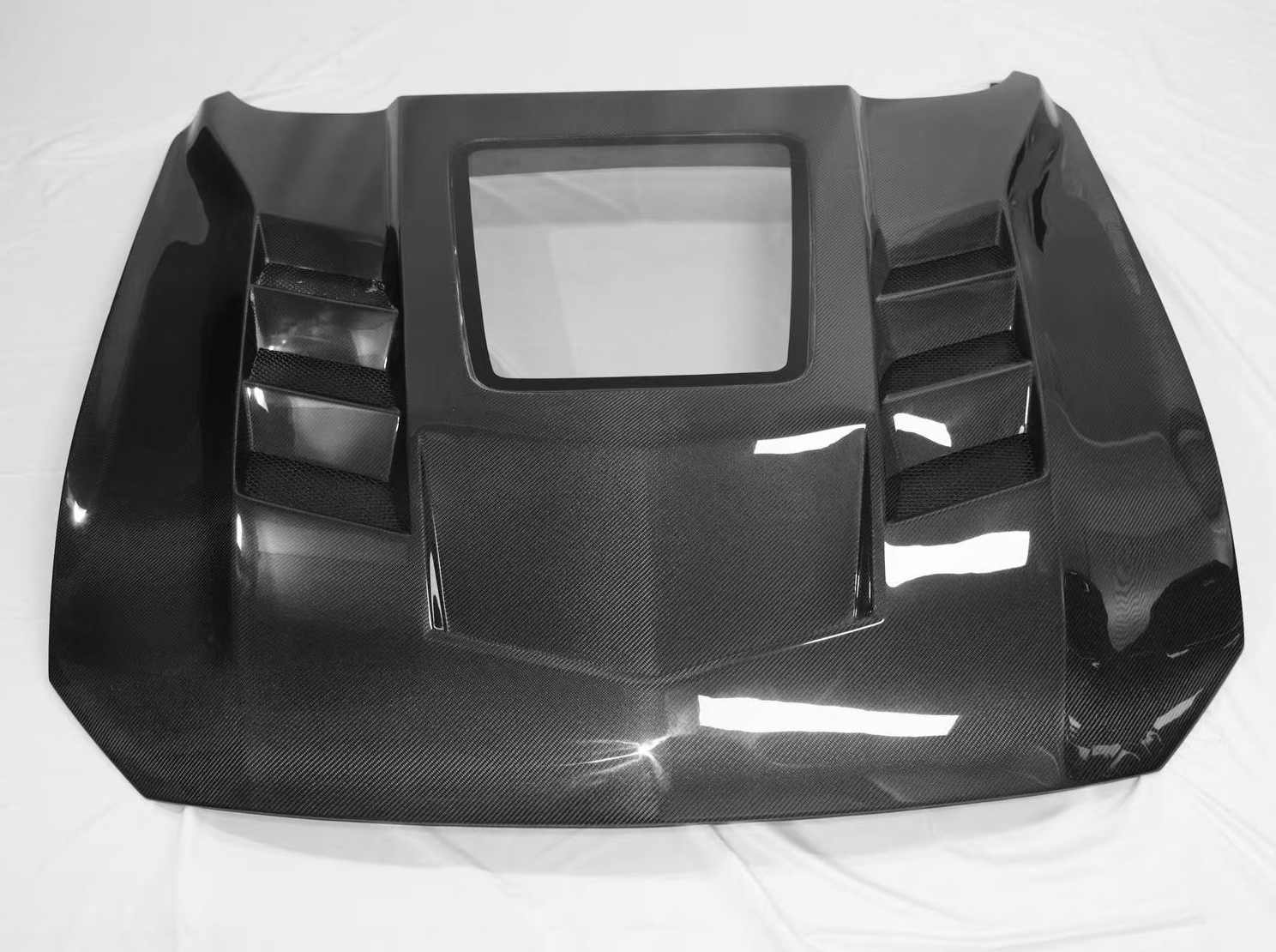 Carbon Fiber Engine Vented Hood w/Transparent window -  Ford Mustang S650 2024+