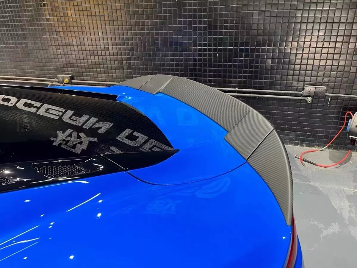 Dry Carbon Fiber Trunk spoiler - Lotus Emira