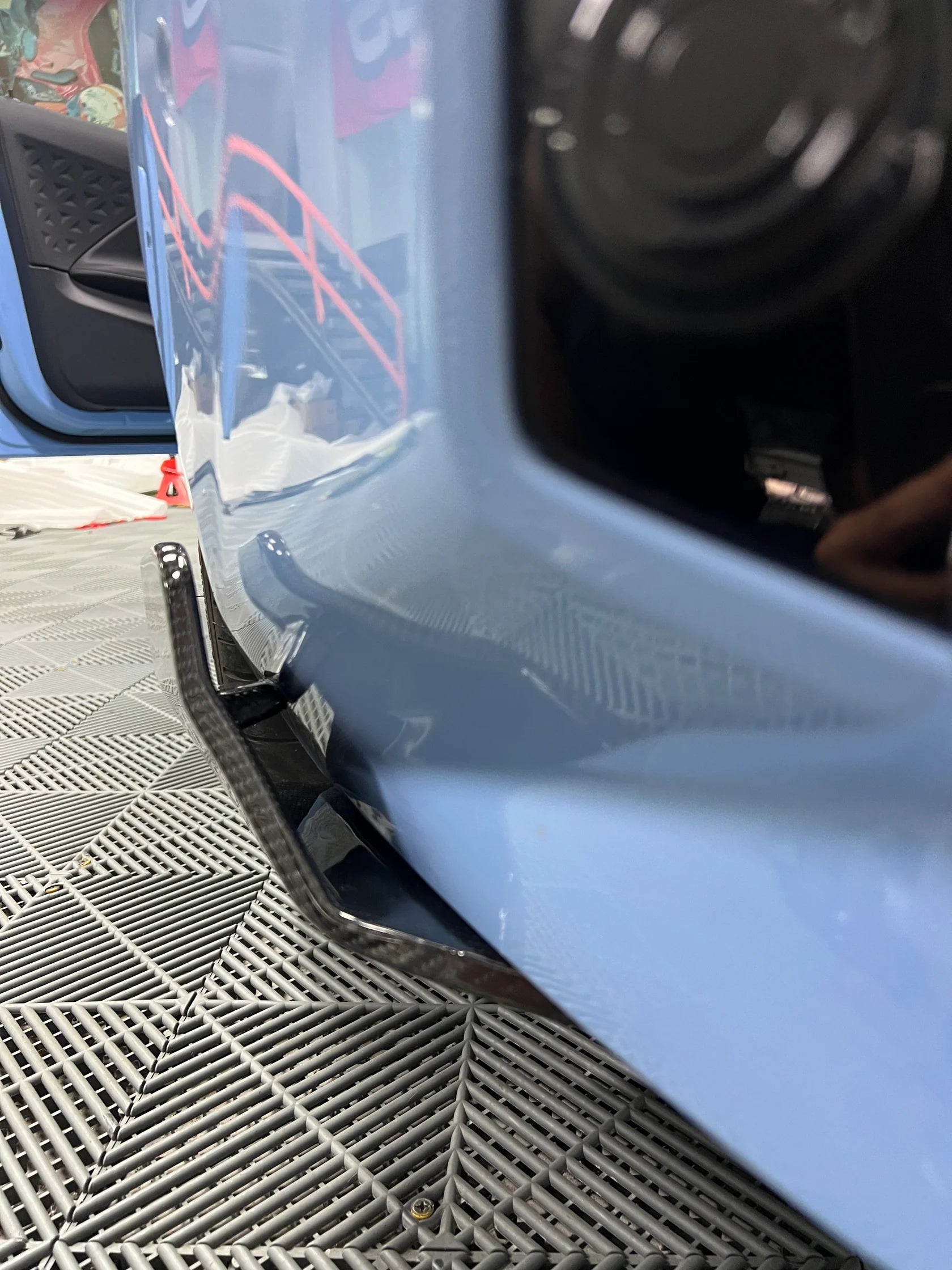 Pre- Preg Carbon Fiber AT Rear Splitters - BMW G87 M2