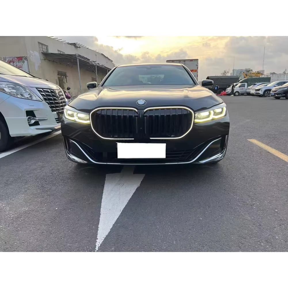 Gloss Black Front Grille w/ LED - BMW 7 series G11 G12 2019-2022