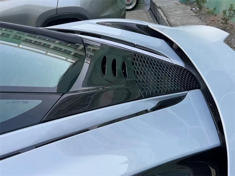 https://www.thecarbonindustries.com › products › 765lt-style-carbon-fiber-rear-engine-cover-panel-mclaren-720s-coupe

