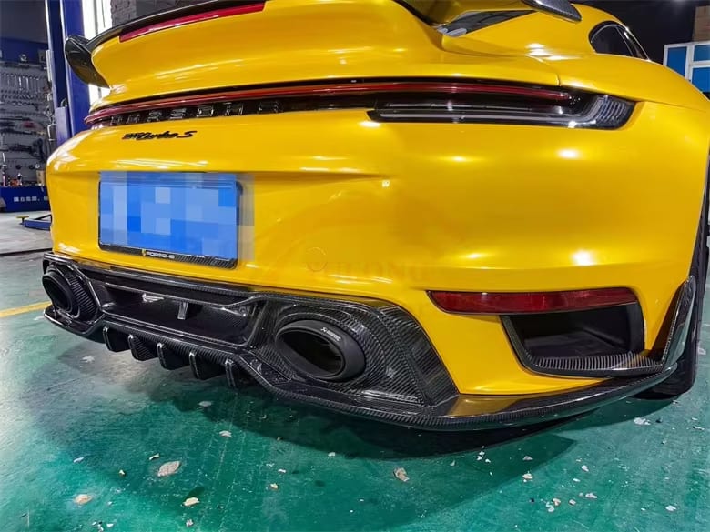 T Style Carbon Fiber Rear Diffuser - Porsche 911 992 Turbo S