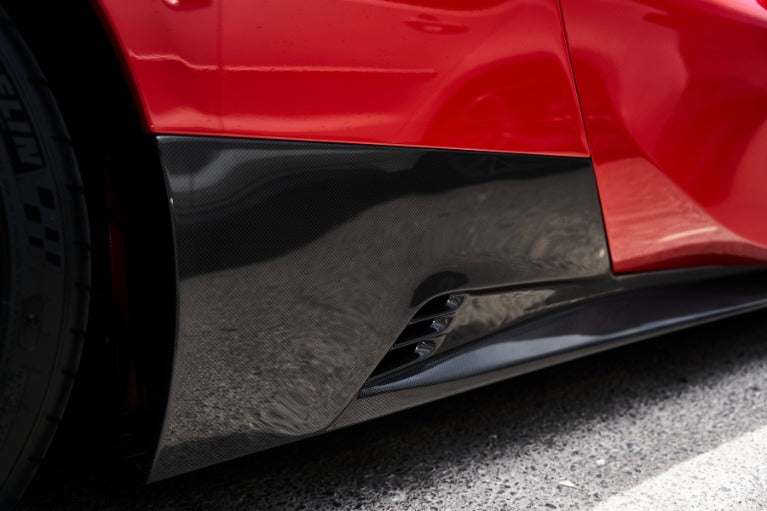 Ferrari SF90 Dry Carbon Fiber RY Style Body aero Kit