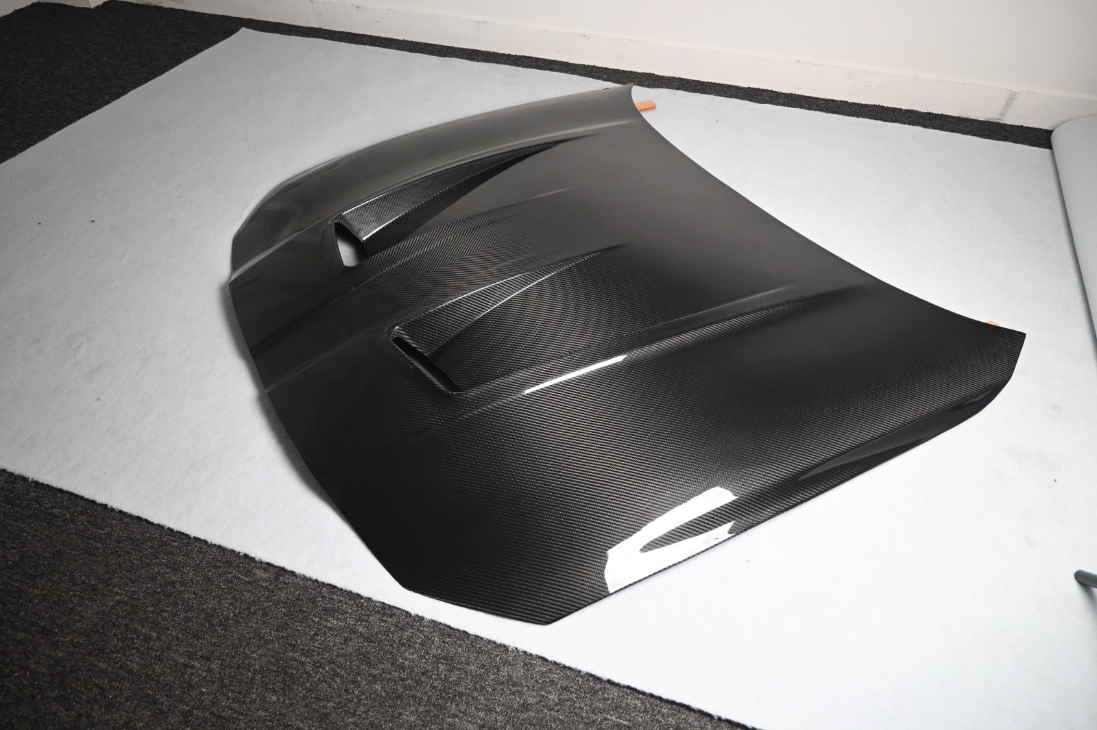 AN Style Carbon fiber Vented Hood w/ Kelvar & Mesh - BMW G80 M3 & G82 / G83 M4