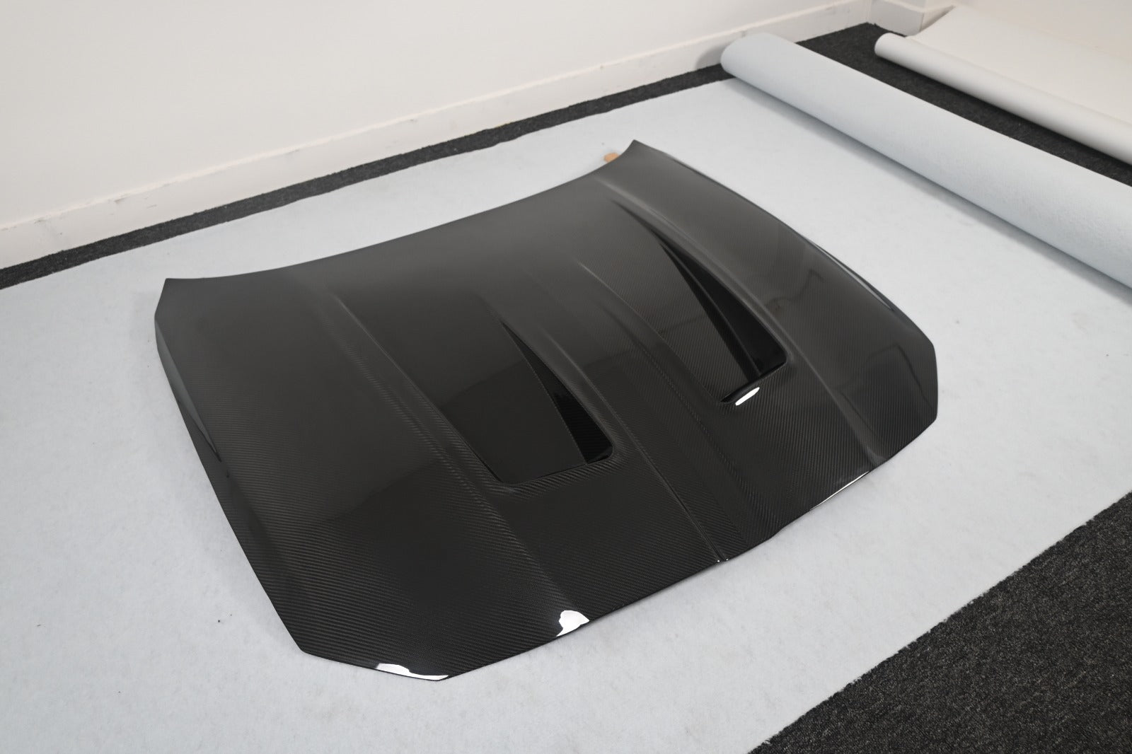 AN Style Carbon fiber Vented Hood w/ Kelvar & Mesh - BMW G80 M3 & G82 / G83 M4