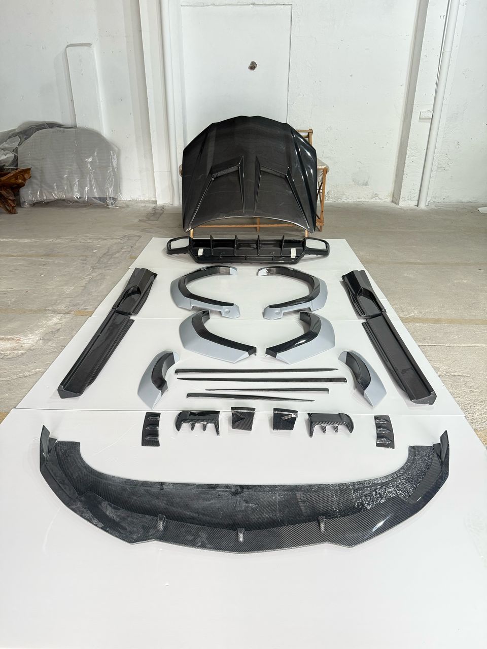 Prepreg Carbon Fiber Aero Body Kit - Lamborghini Urus