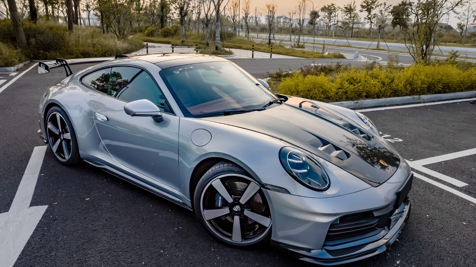 Paktechz Dry Carbon Fiber Body Kit Side Skirts - Porsche 911 992 Carrera S 2019 - 2025