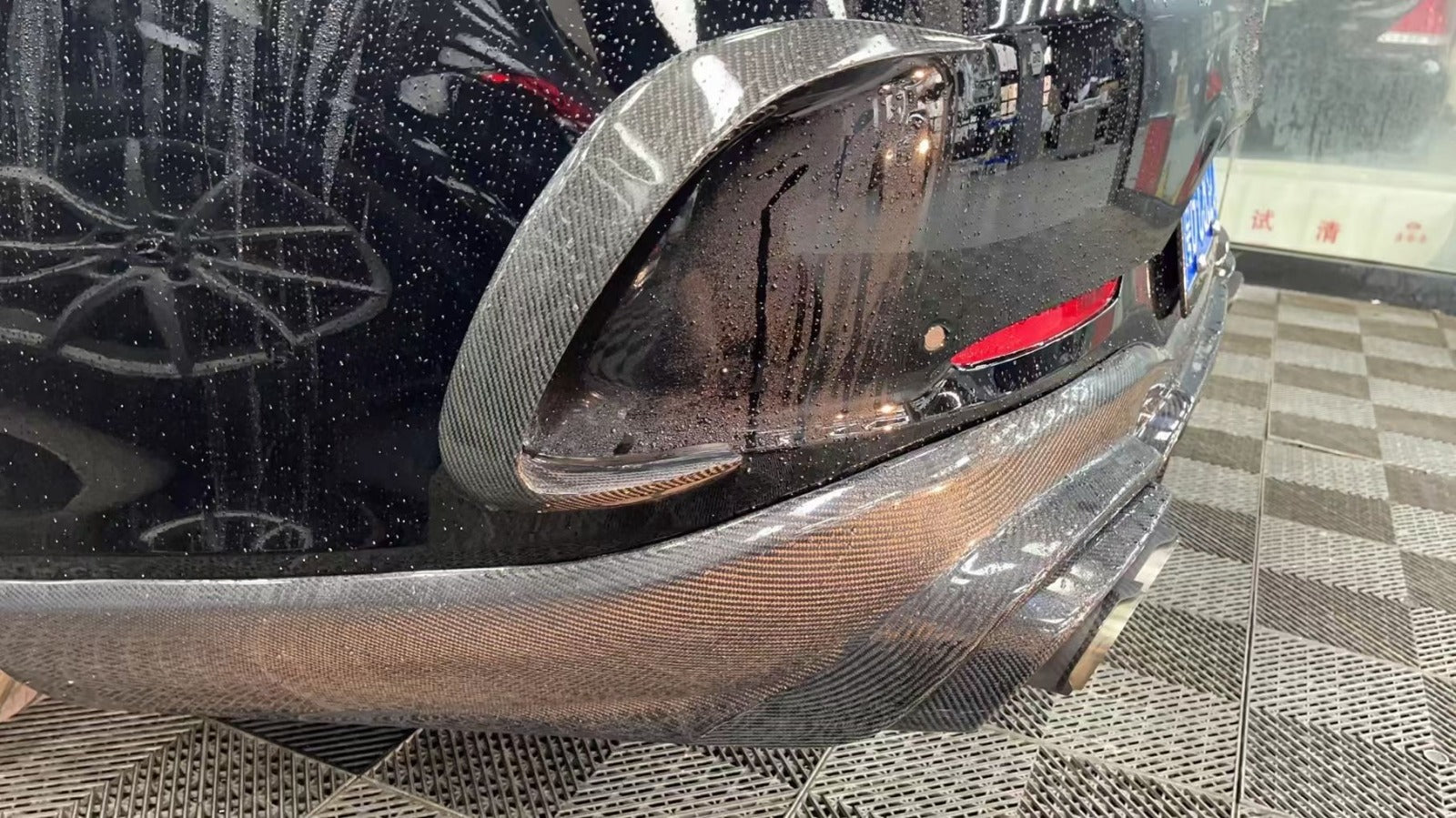 Carbon Fiber TC Style Aerodynamic BodyKit - Mercedes GT63
