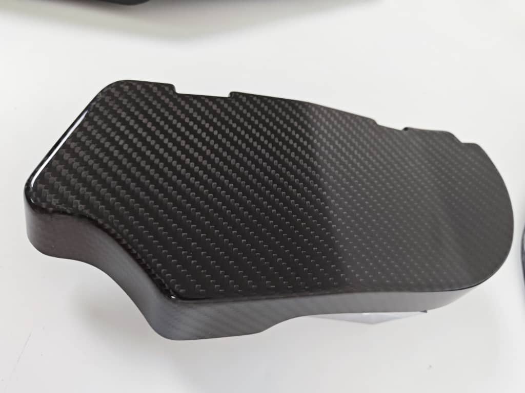Carbon Fiber Engine Bay Cover Kit - BMW G90 M5