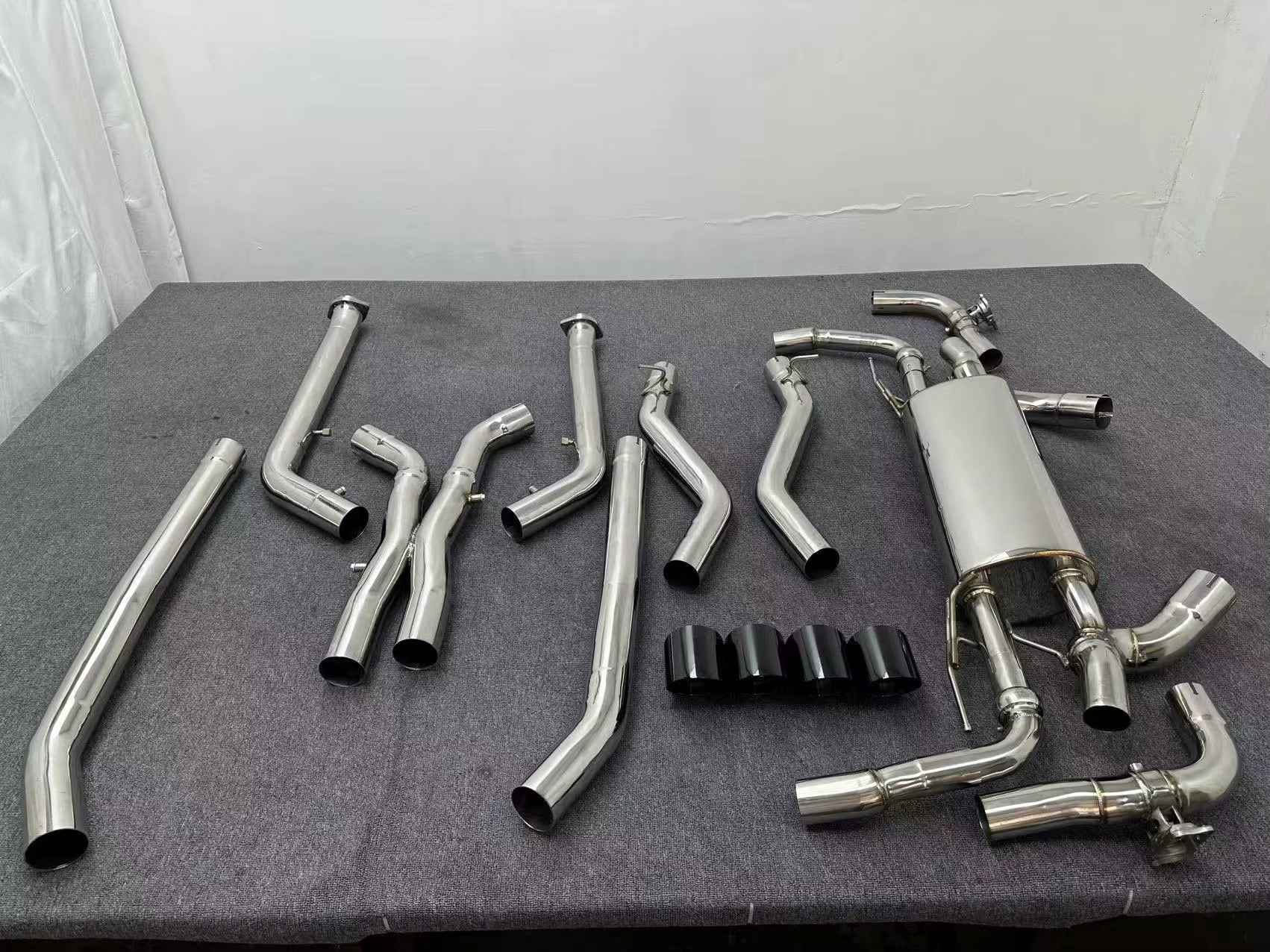 Performance Valved axle catback Exhaust System - BMW  XM G09 50E 3.0T / 4.4T
